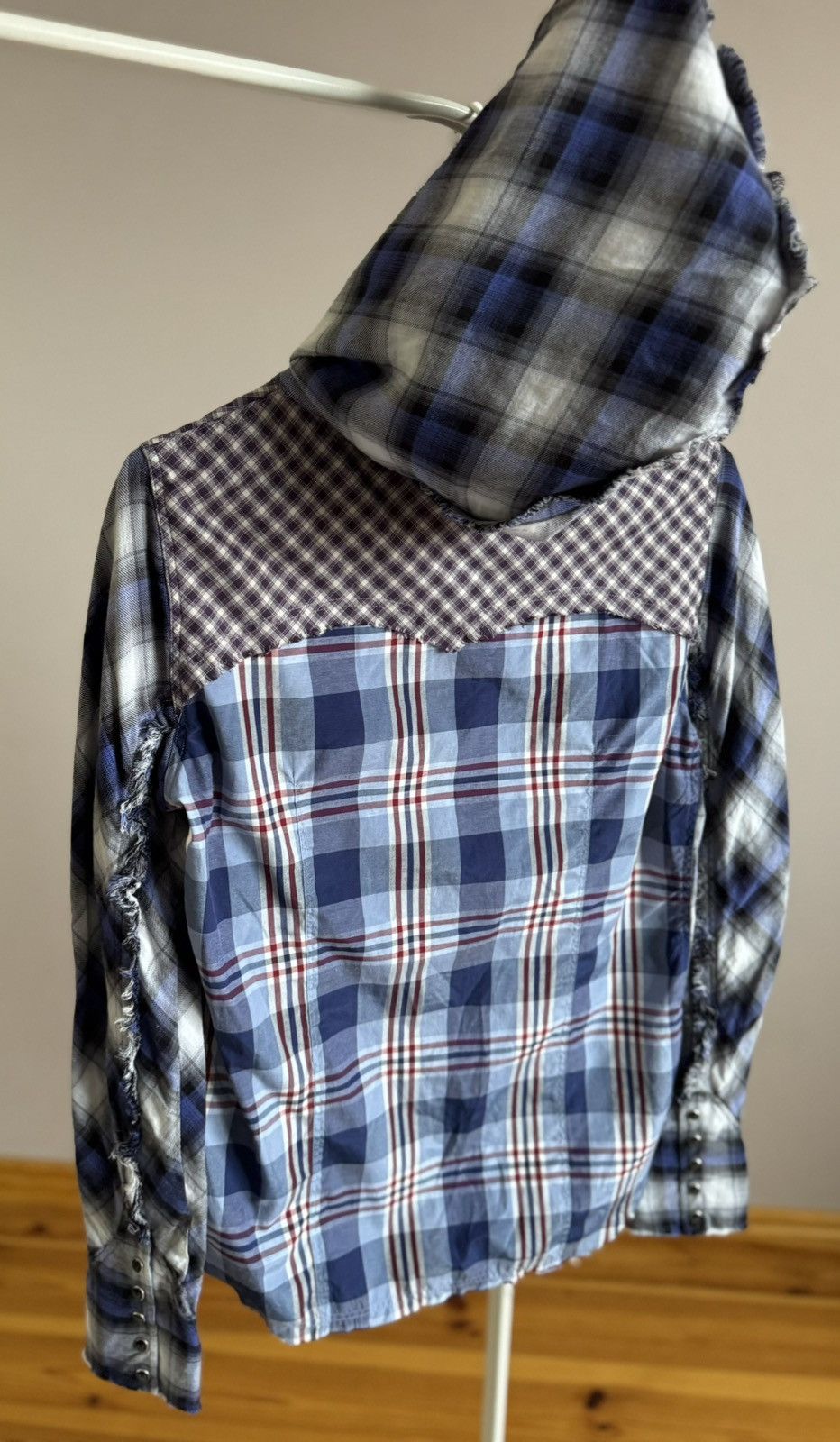 True Religion True Religion Plaid Hood Shirt Button Jacket Women Size M / US 6-8 / IT 42-44 - 7 Thumbnail