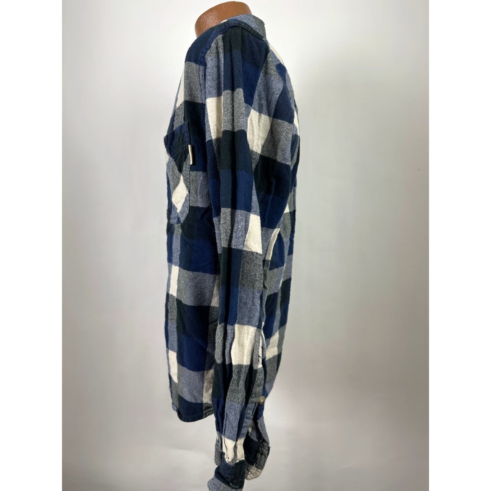 Vintage VINTAGE Woolrich Flannel Shirt Medium Blue Plaid Lightweight Cotton Casual Mens Size US M / EU 48-50 / 2 - 7 Thumbnail