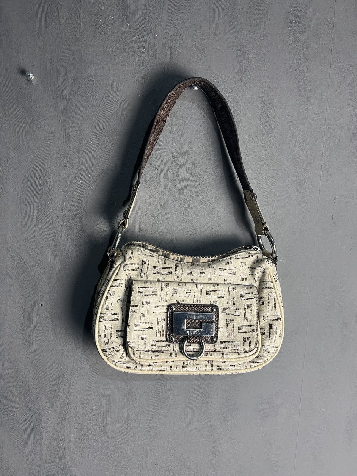 Guess Guess bag y2k vintage Size ONE SIZE - 1 Thumbnail