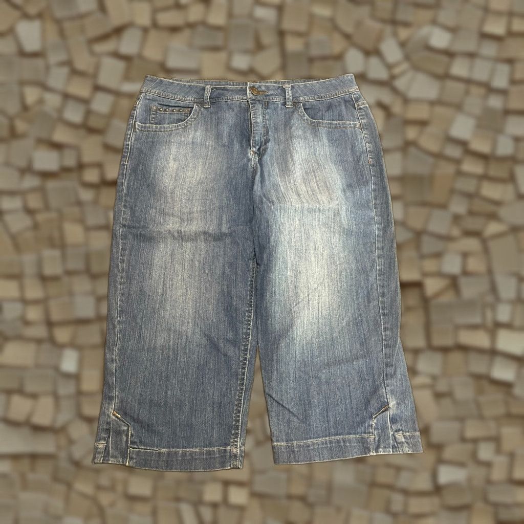 Vintage Northcrest Jeans Women's 12 Blue Denim Capri Pockets Regular Inseam 18 Vintage No Size 34" / US 12 / IT 48 - 1 Thumbnail