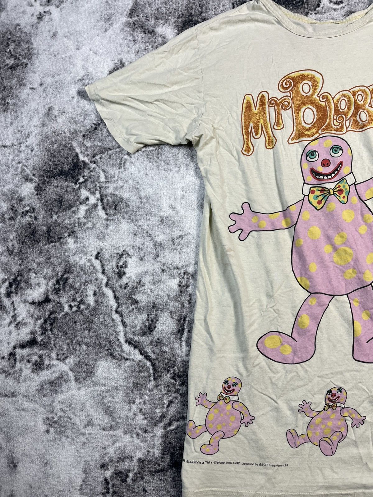 Vintage Vintage BBC Mr. Blobby Rare T Shirt 1992 TV SHOW Size L / US 10 / IT 46 - 2 Thumbnail