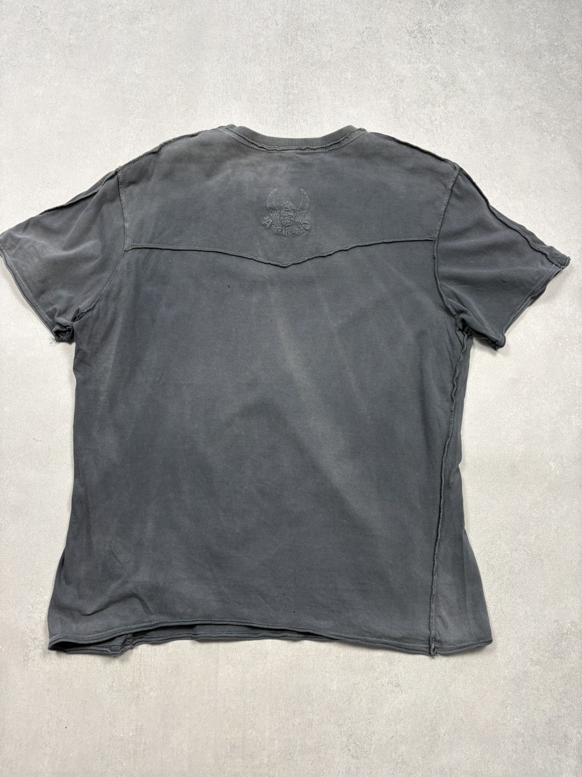 Band Tees Vintage Y2K Run DMC 83 Distressed T-Shirt Faded Amplified Size US L / EU 52-54 / 3 - 11 Thumbnail