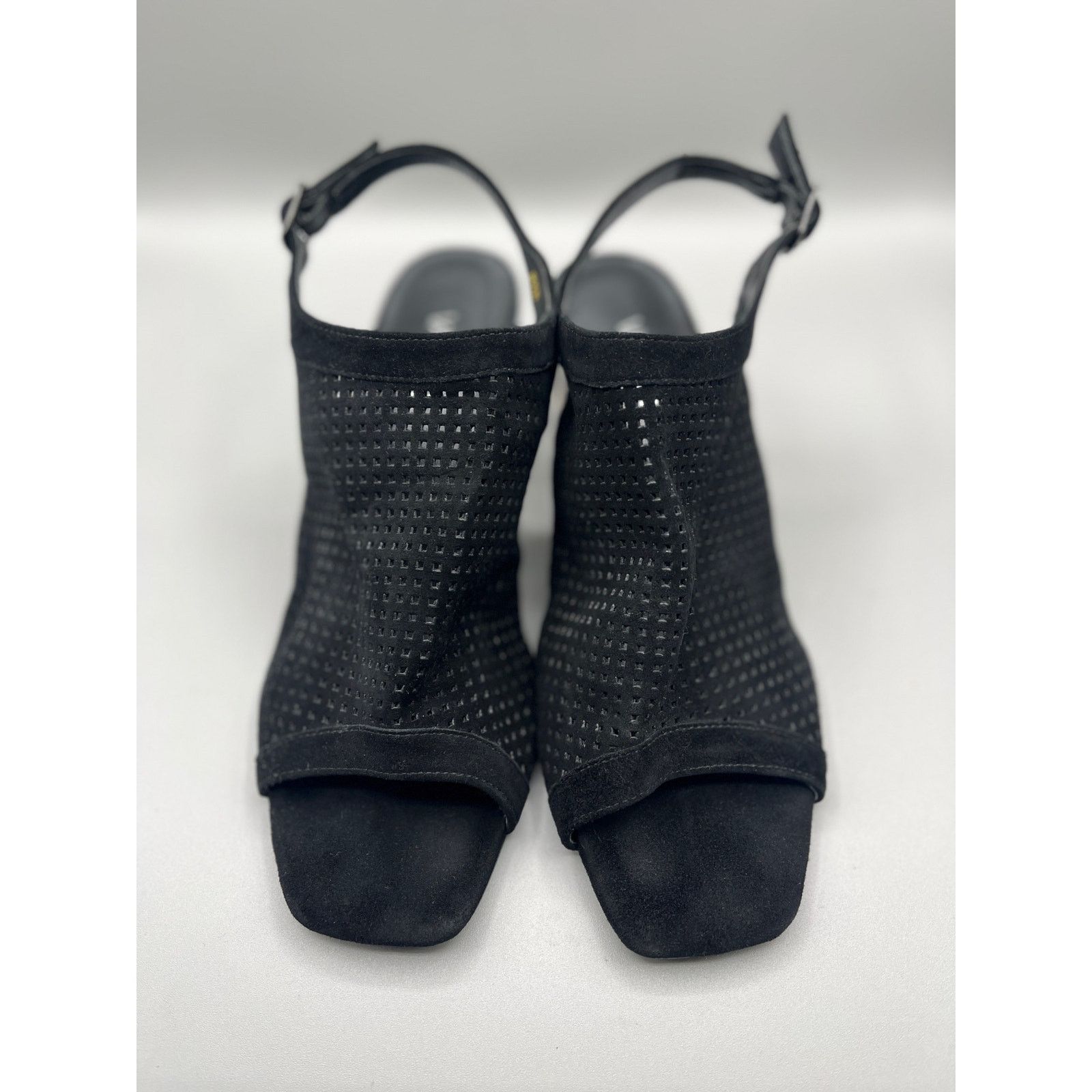 VANELI Black Vaneli Peep toe shoe with clear heel Size US 8.5 / IT 38.5 - 2 Thumbnail