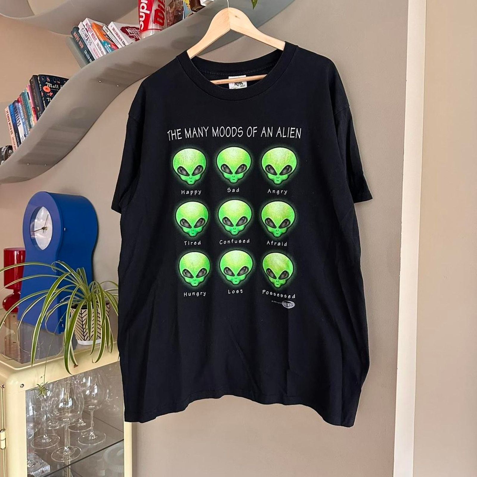 Nickelodeon × Vintage Vintage 1996 The Many Moods of an Alien Shirt Size US XL / EU 56 / 4 - 1 Thumbnail