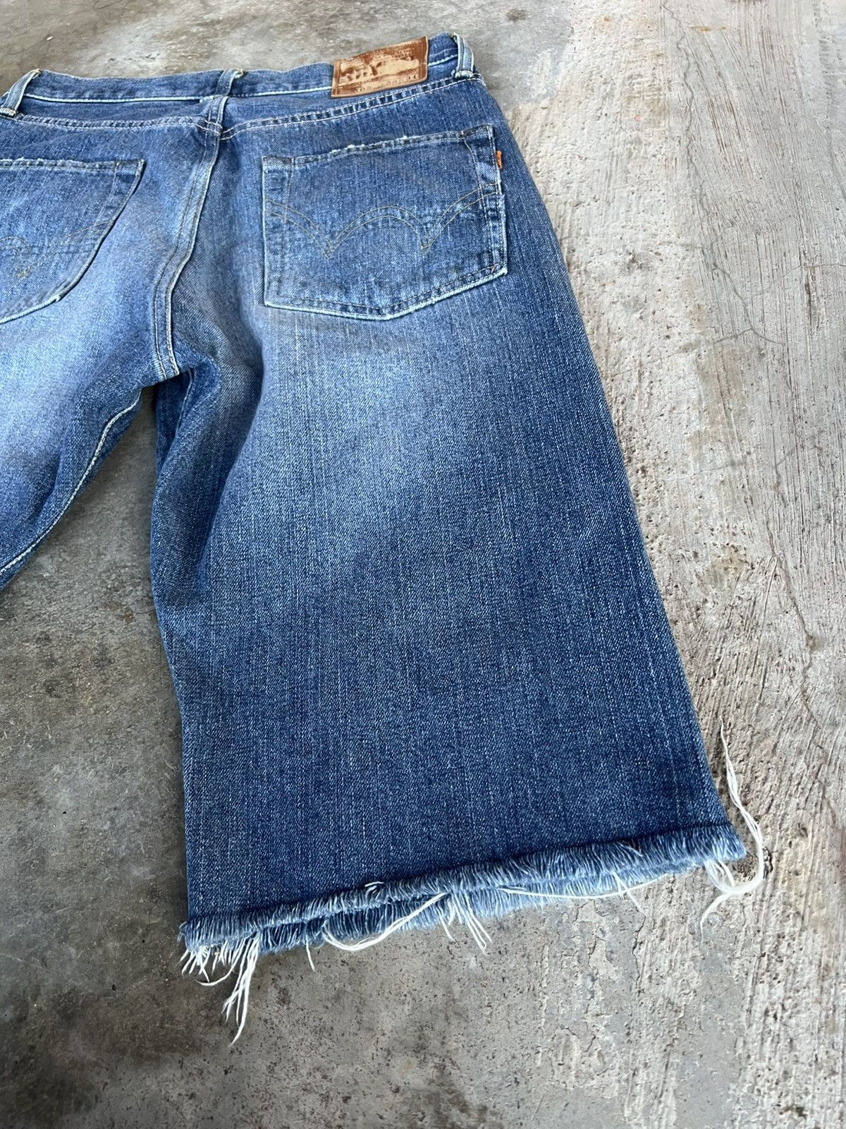 Edwin Vintage Distressed Edwin 505 Selvedge Short Jean Very Rare Size US 30 / EU 46 - 15 Thumbnail