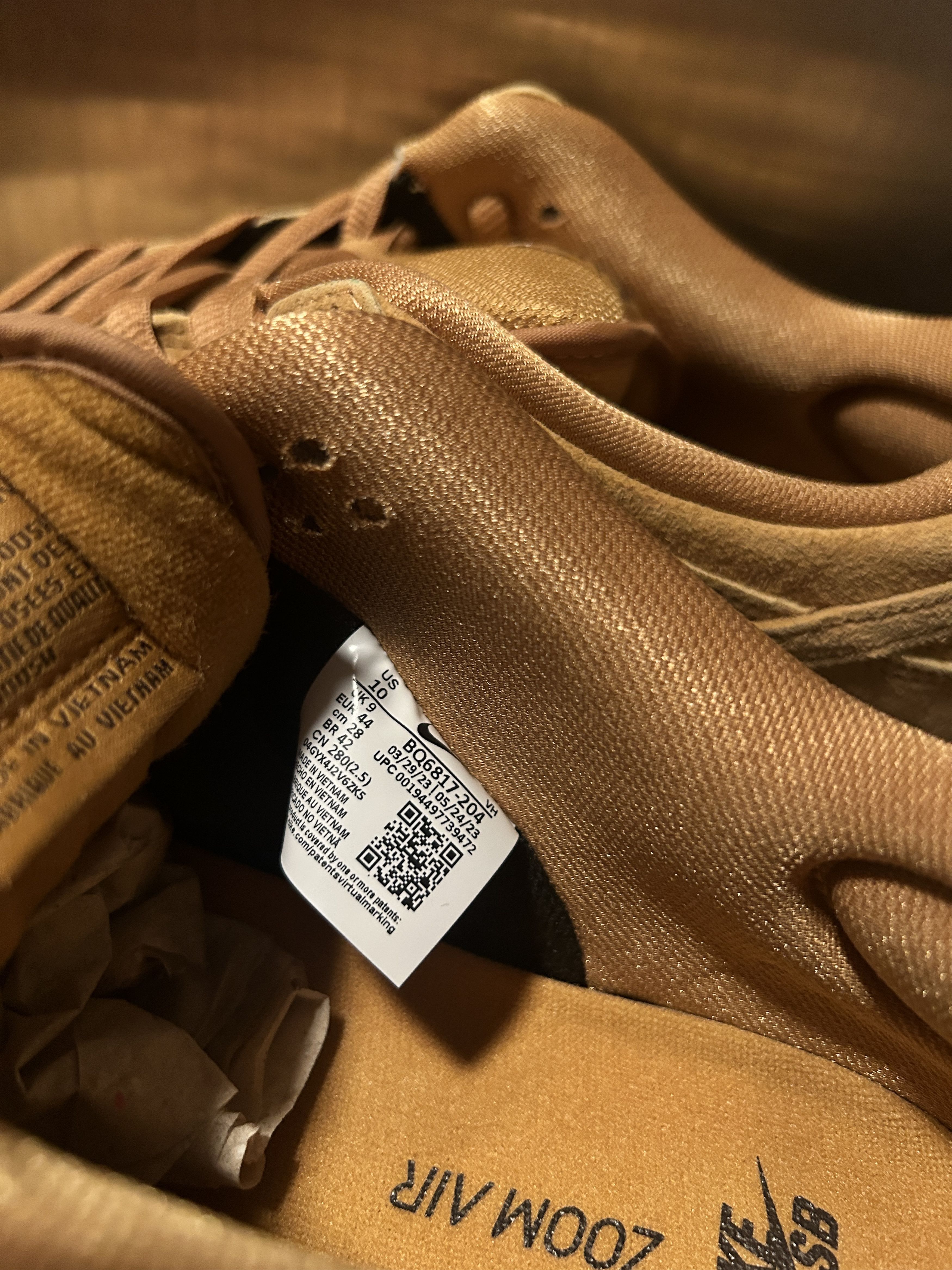 Nike Nike SB Dunk Low Wheat (2023) Size US 10 / EU 43 - 9 Thumbnail