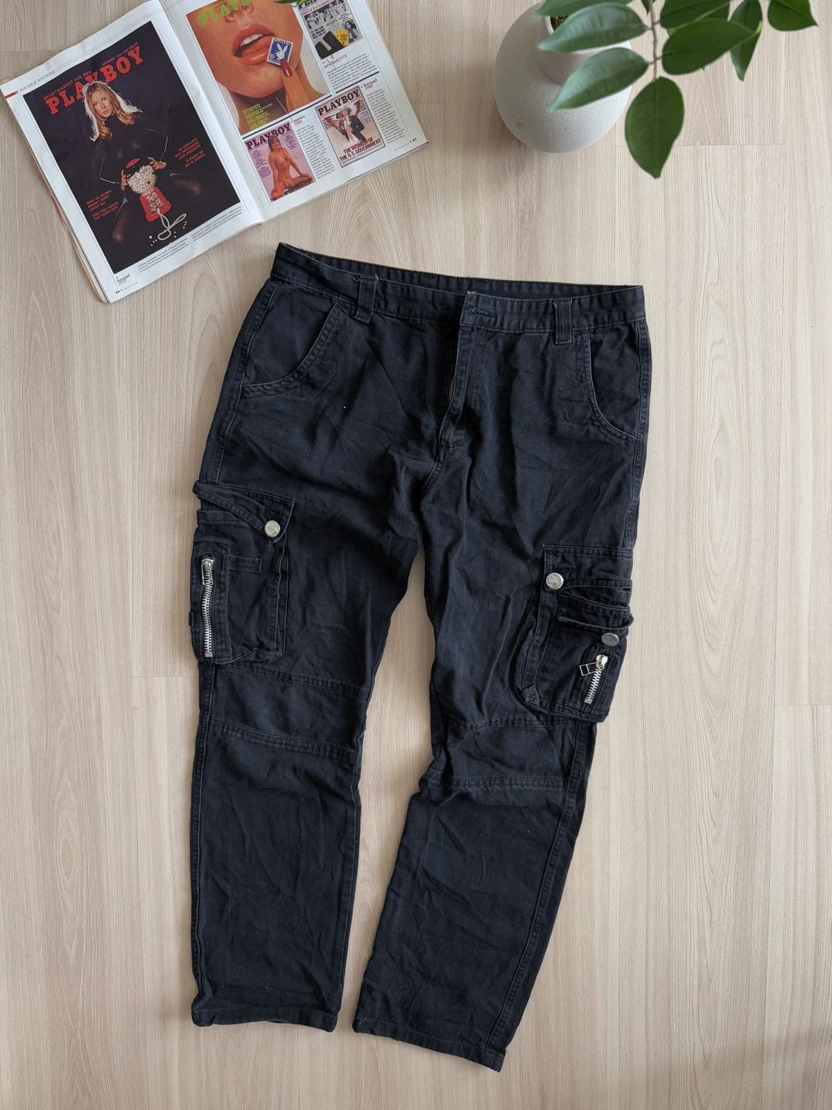 Japanese Brand Vintage Cargo Pocket Pants Japanese Style 00s Size US 32 / EU 48 - 3 Thumbnail