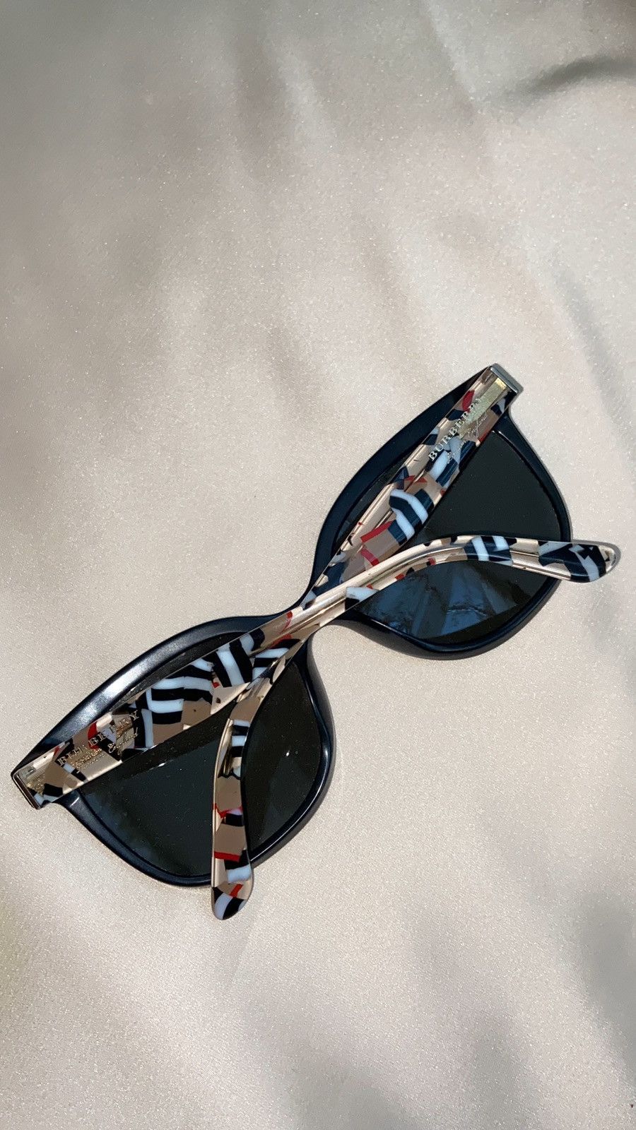 Burberry Burberry Sunglasses Size ONE SIZE - 1 Thumbnail