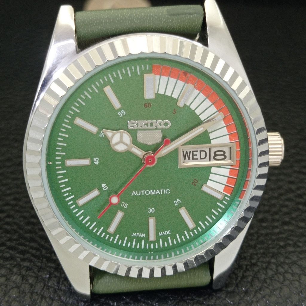 Seiko REFURBISHED VINTAGE SEIKO 5 AUTO JAPAN MENS WATCH a440705 Size 38 - 4 Thumbnail