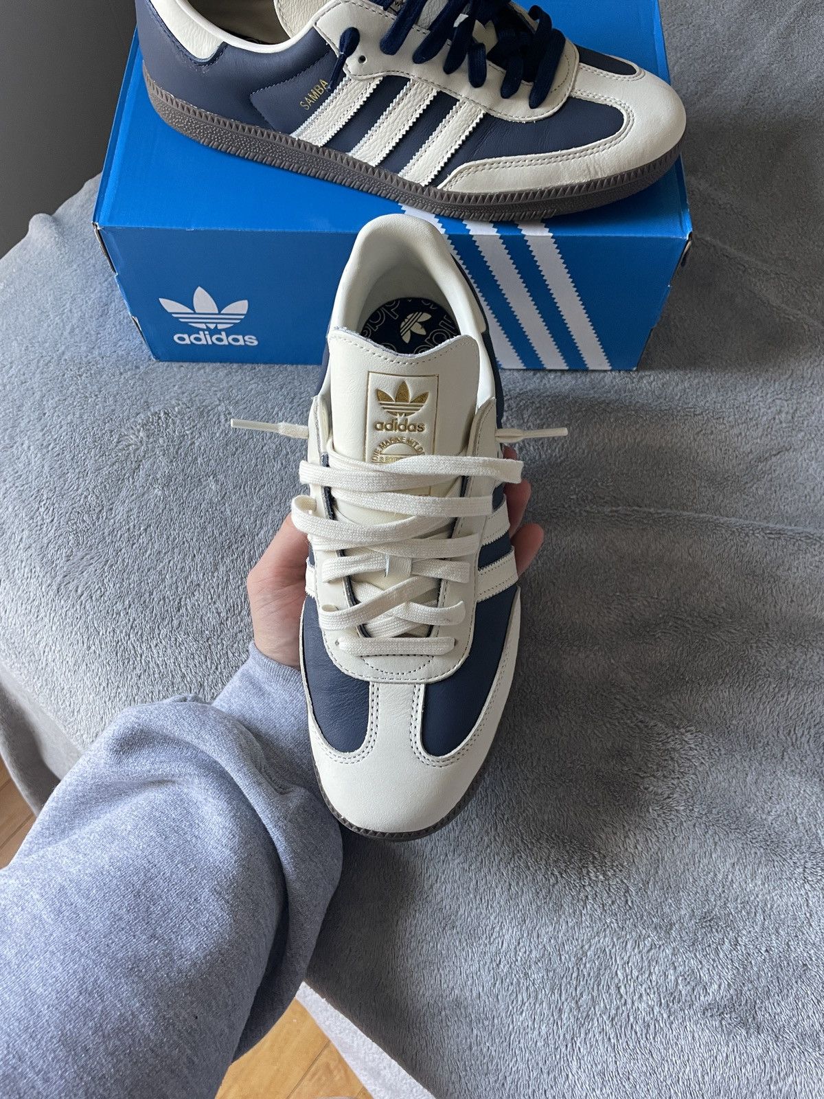 Adidas 2024 Wmns Samba OG 'Night indigo crew white' Size US 11 / EU 44 - 3 Thumbnail