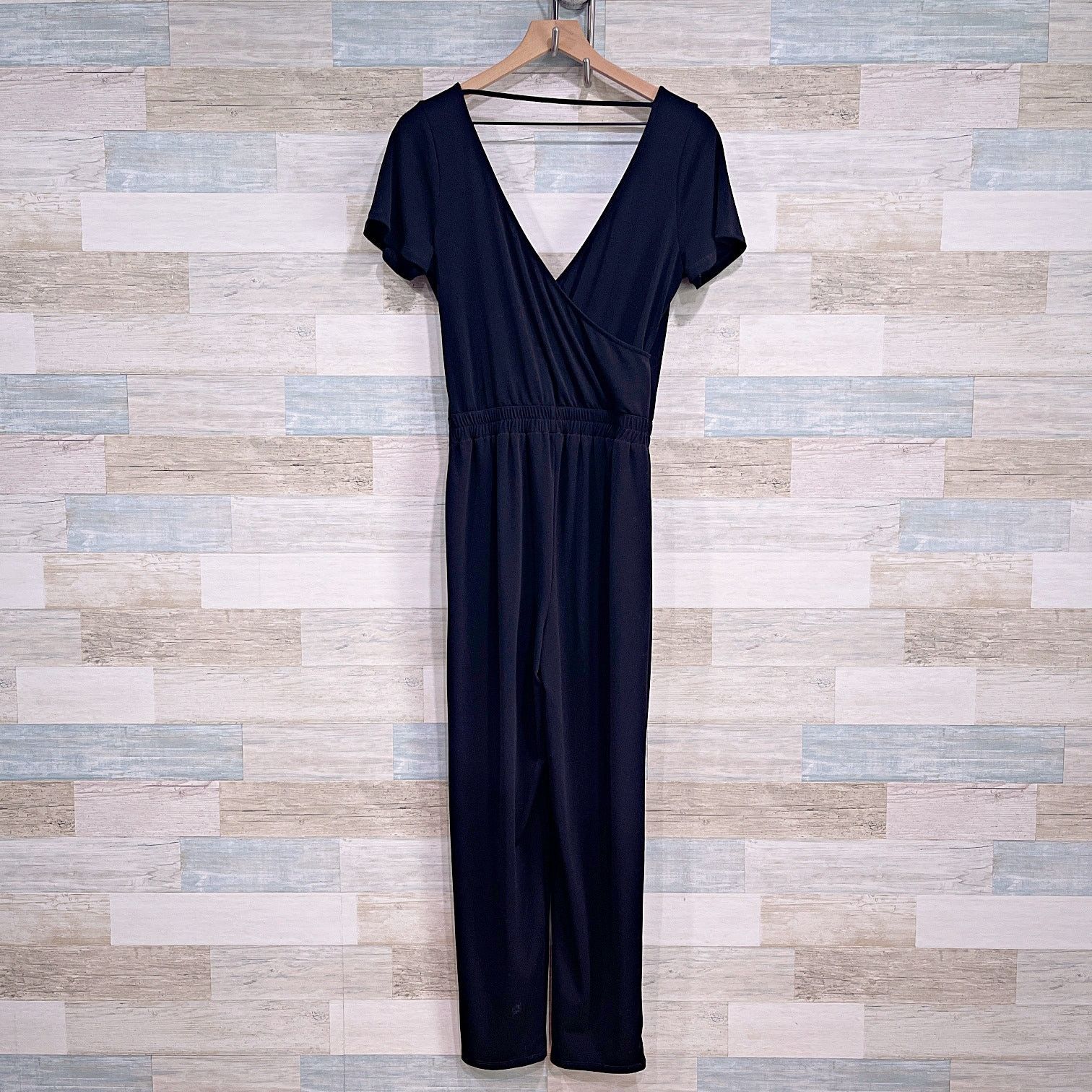 Express Express Surplice Cinch Waist Jumpsuit Black Womens Small Size 27" / US 4 / IT 40 - 3 Thumbnail