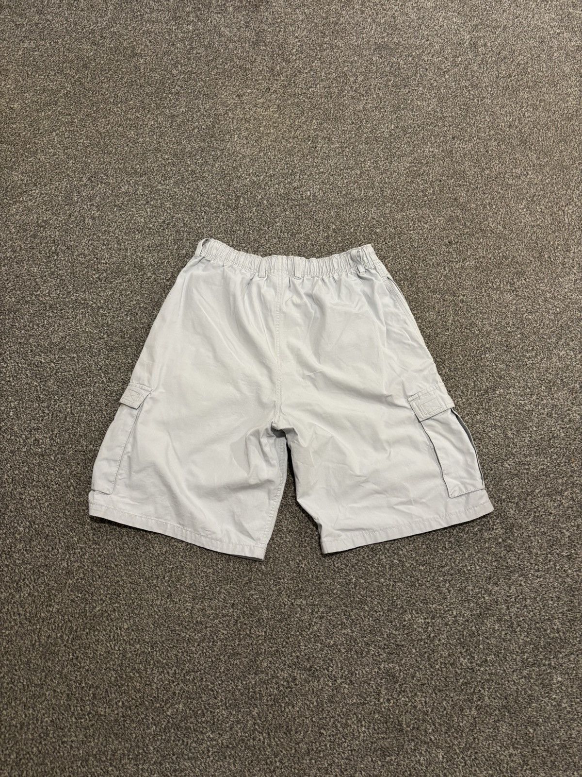 Adidas 00’s Adidas NBA Cargo Pockets Shorts Size US 34 / EU 50 - 2 Thumbnail