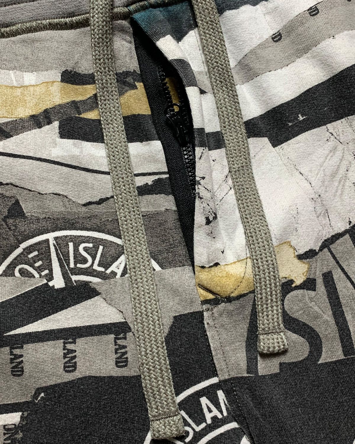 Stone Island Stone Island 2021 Patchwork Shorts - XXL Size US 40 / EU 56 - 5 Thumbnail
