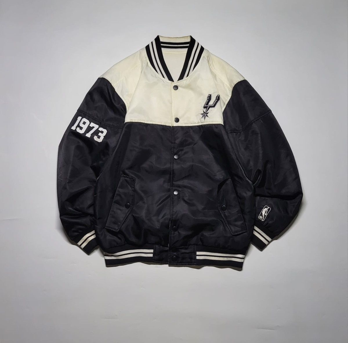 NBA × Vintage Varsity boomber SPURS NBA Reversible Size US L / EU 52-54 / 3 - 23 Thumbnail