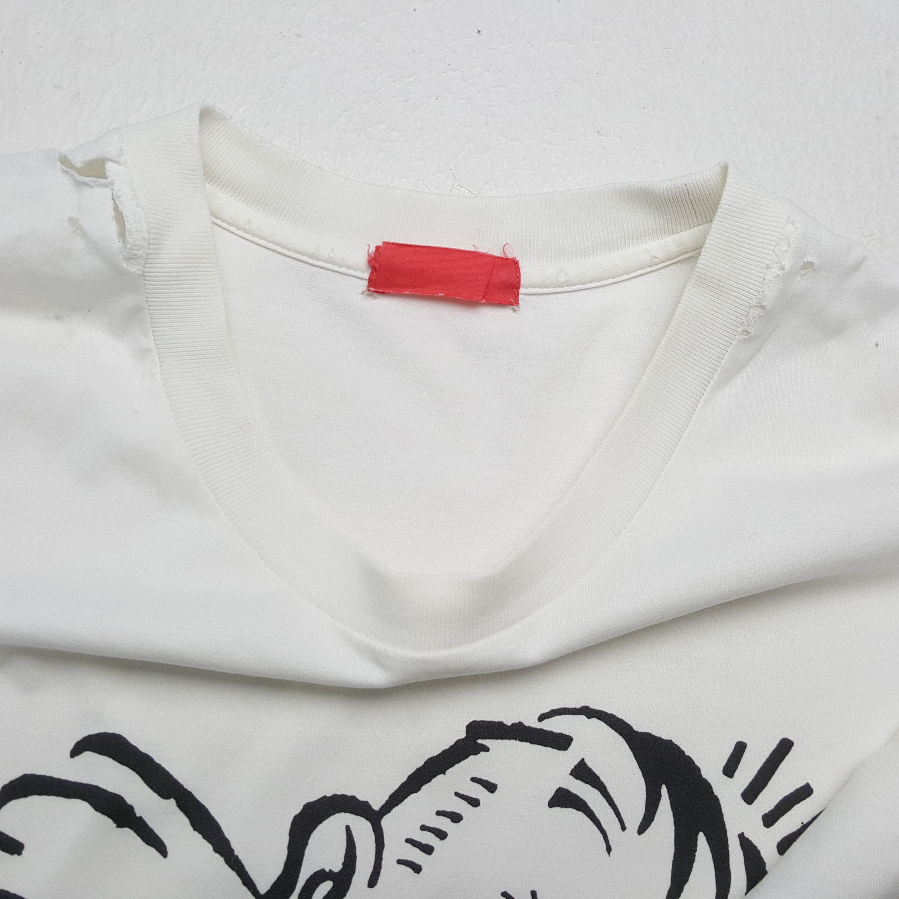 Barbara Kruger × Japanese Brand × Vintage BARBARA KRUGER X Japanese Brand Streetwear Style Tshirt Size US XL / EU 56 / 4 - 9 Thumbnail