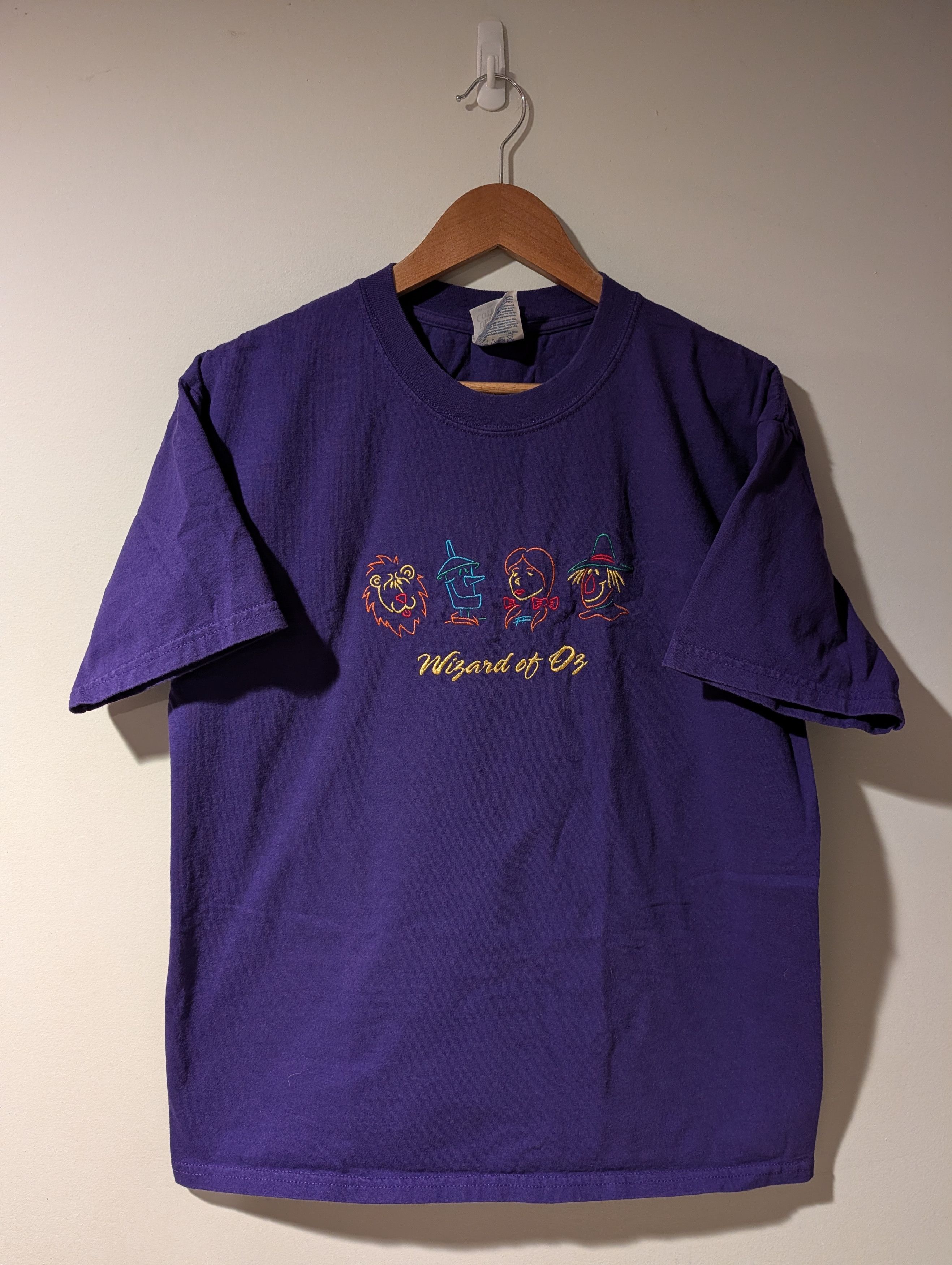 Gildan Vintage Wizard of Oz Embroidered T-Shirt Characters Logo Tee Size US M / EU 48-50 / 2 - 1 Thumbnail