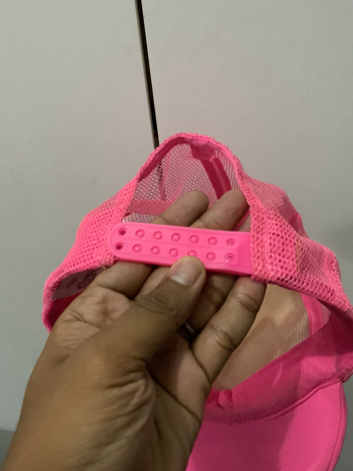 Vintage V Unit Pinky Trucker Hat Size ONE SIZE - 9 Thumbnail