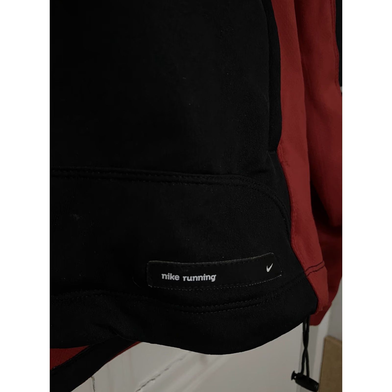 Nike Womens Small Nike Running Full Zip Jacket S Clima Fit Red Black Vented Track Jacket Compact Fit Size S / US 4 / IT 40 - 3 Thumbnail