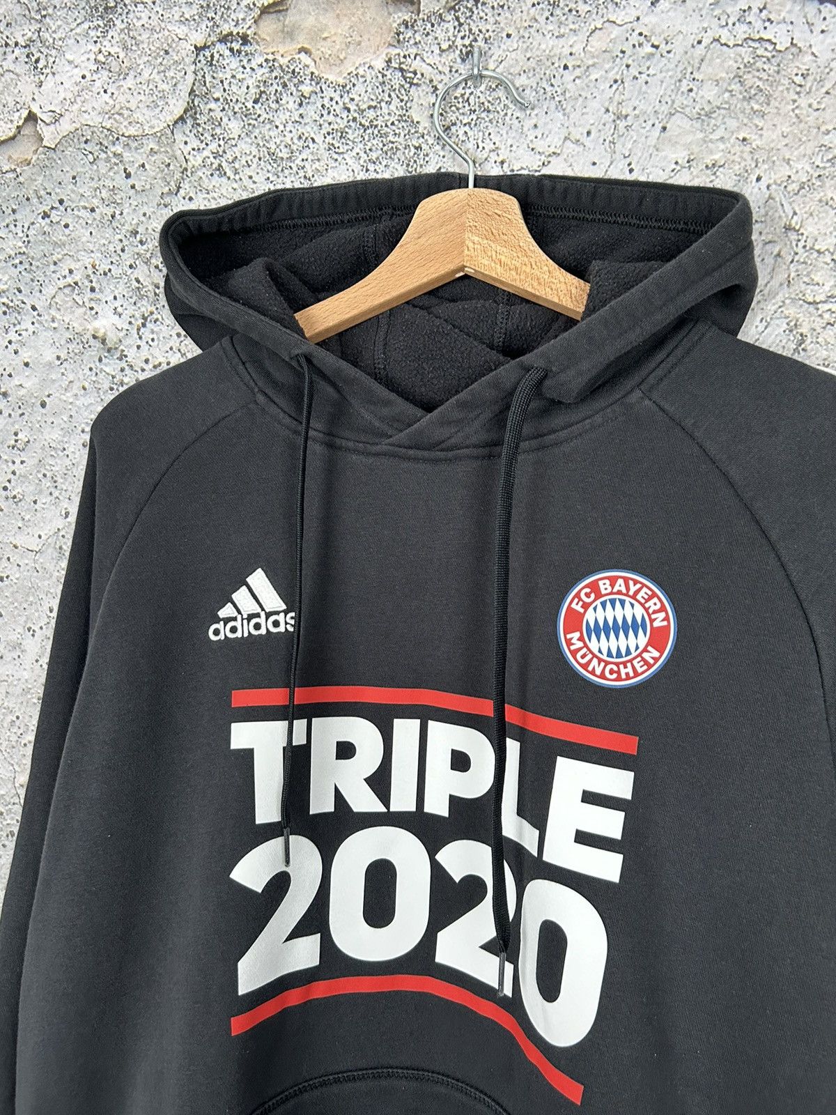 Adidas Adidas Bayern Munchen Black Hoodie Soccer Football Rare Size US L / EU 52-54 / 3 - 3 Thumbnail