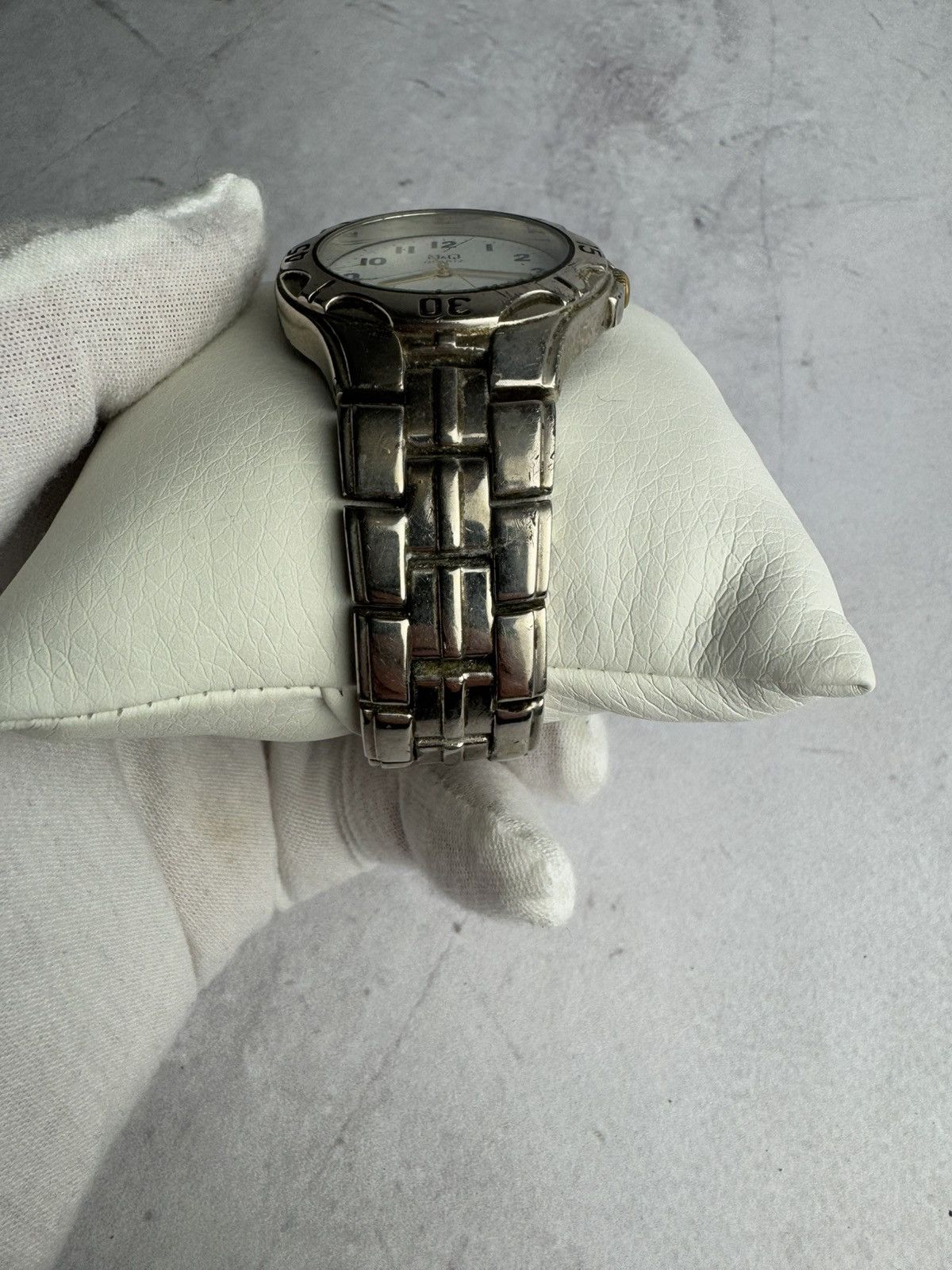 Japanese Brand × Vintage Q&Q Japanese Style Futuristic Watch Vintage Size ONE SIZE - 2 Thumbnail