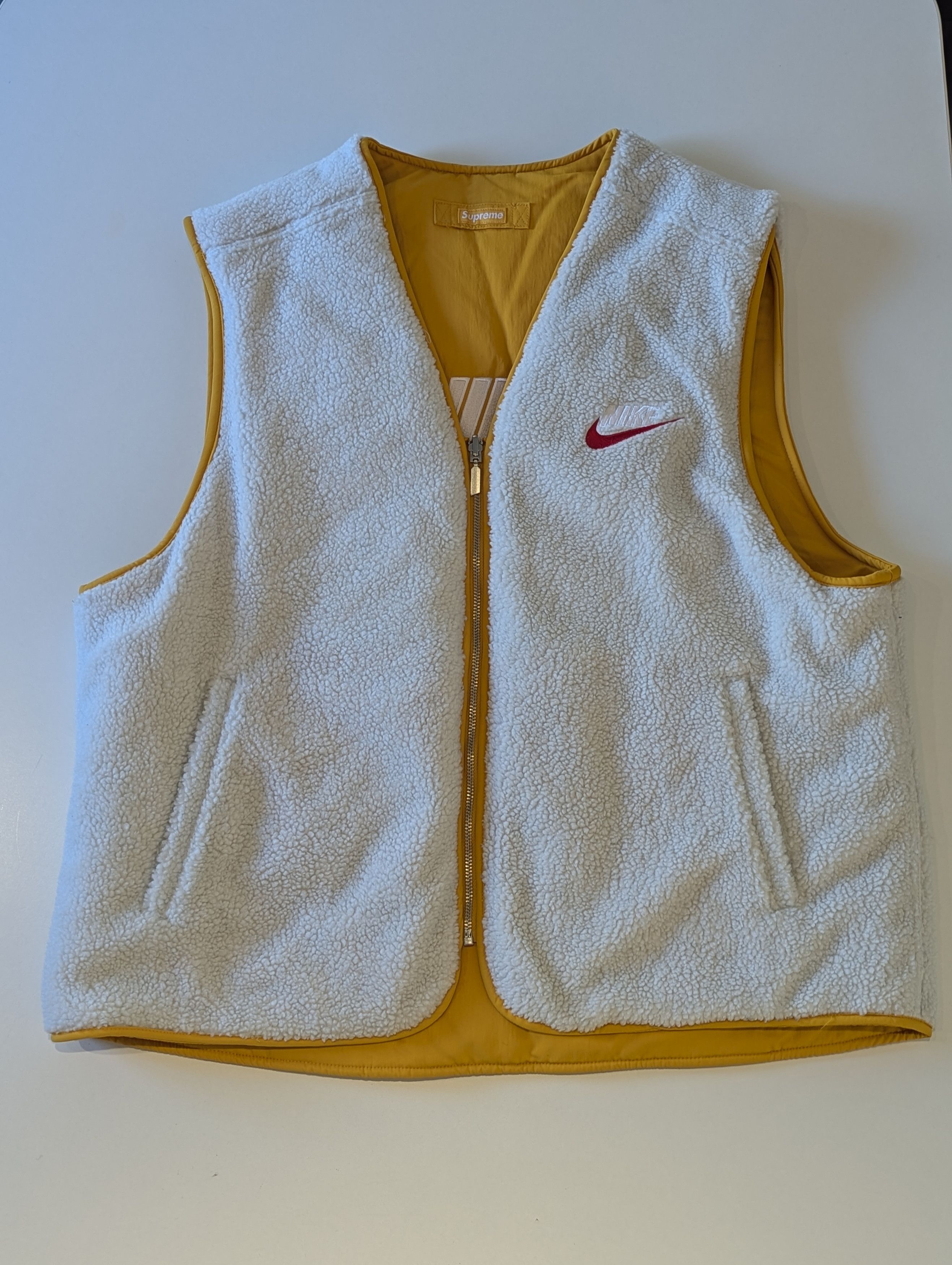 Nike × Supreme Nike x Supreme Reversible Fleece Vest Size US XL / EU 56 / 4 - 5 Thumbnail