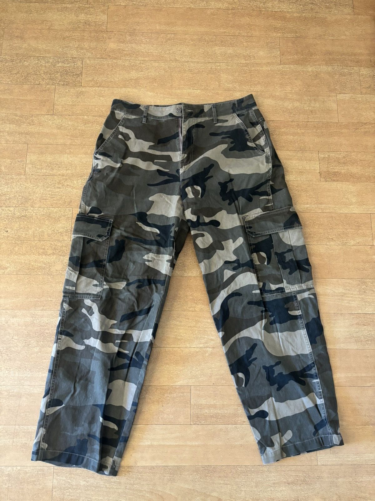 Fucking Awesome Fucking Awesome Camo Cargo Pants Size US 34 / EU 50 - 1 Thumbnail