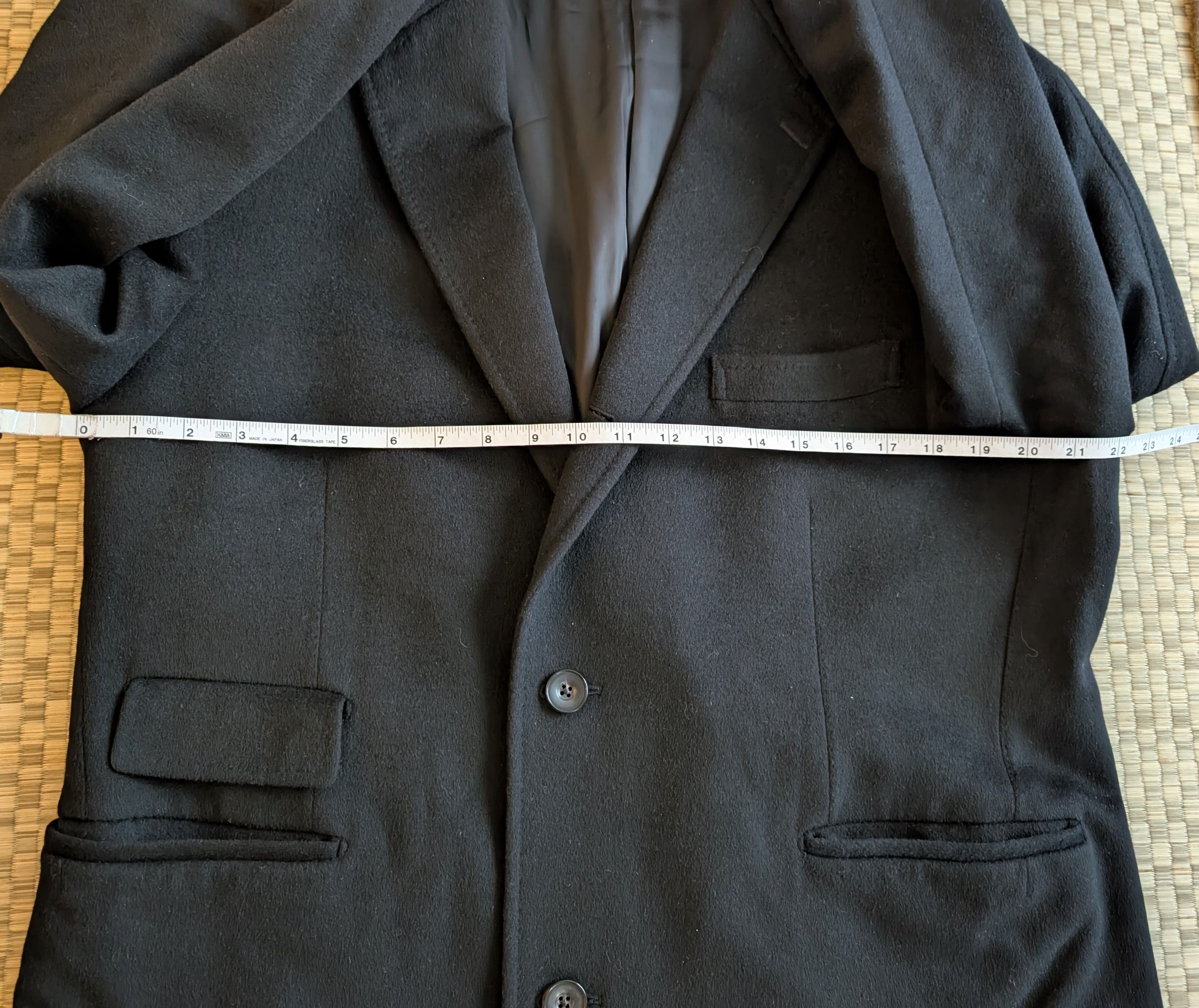 Neiman Marcus Neiman Marcus 100% Pure Cashmere Overcoat Men's Size 44R Size US XL / EU 56 / 4 - 6 Thumbnail