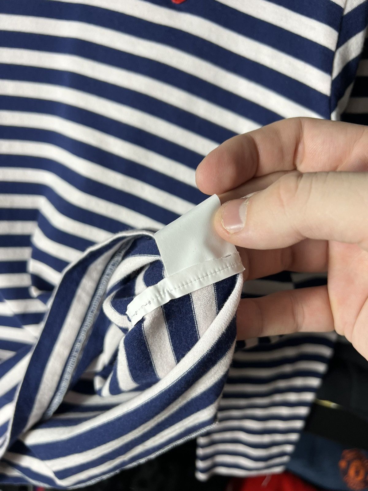 Comme des Garcons PLAY Comme des Garçons PLAY Stripe Long Sleeve T‑Shirt Navy White Size US M / EU 48-50 / 2 - 6 Thumbnail
