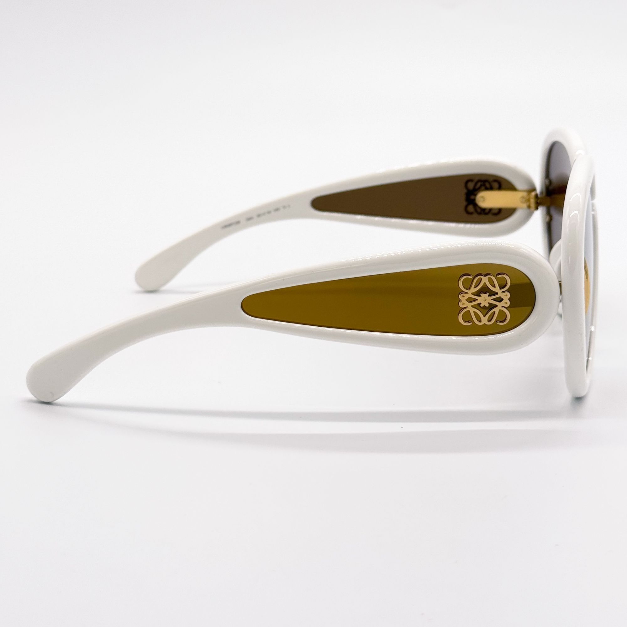 Loewe NEW LOEWE SUNGLASSES LW40132I 25G WHITE UNISEX EYEWEAR LOEWE Size ONE SIZE - 8 Thumbnail