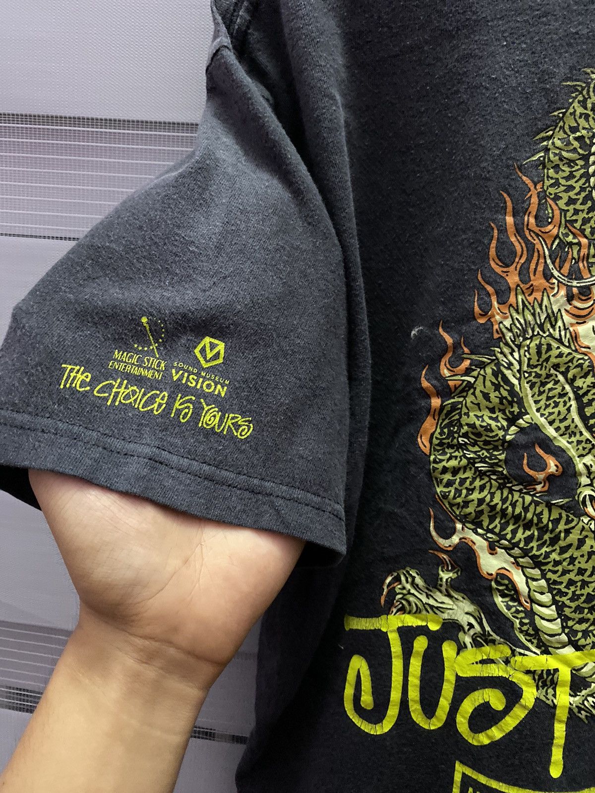 Stussy Vintage Stussy Dragon X Magic Stick X Just Blaze Backhit Tee Size US M / EU 48-50 / 2 - 6 Thumbnail