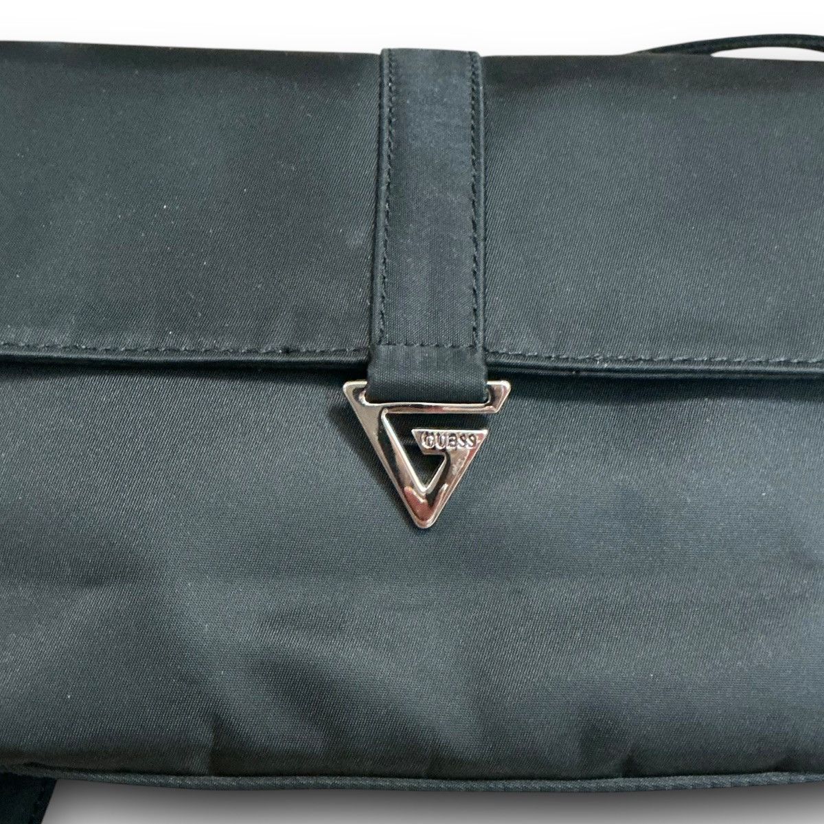 Guess Y2K Vintage Guess Black Nylon Crossbody Handbag Purse Size ONE SIZE - 4 Thumbnail