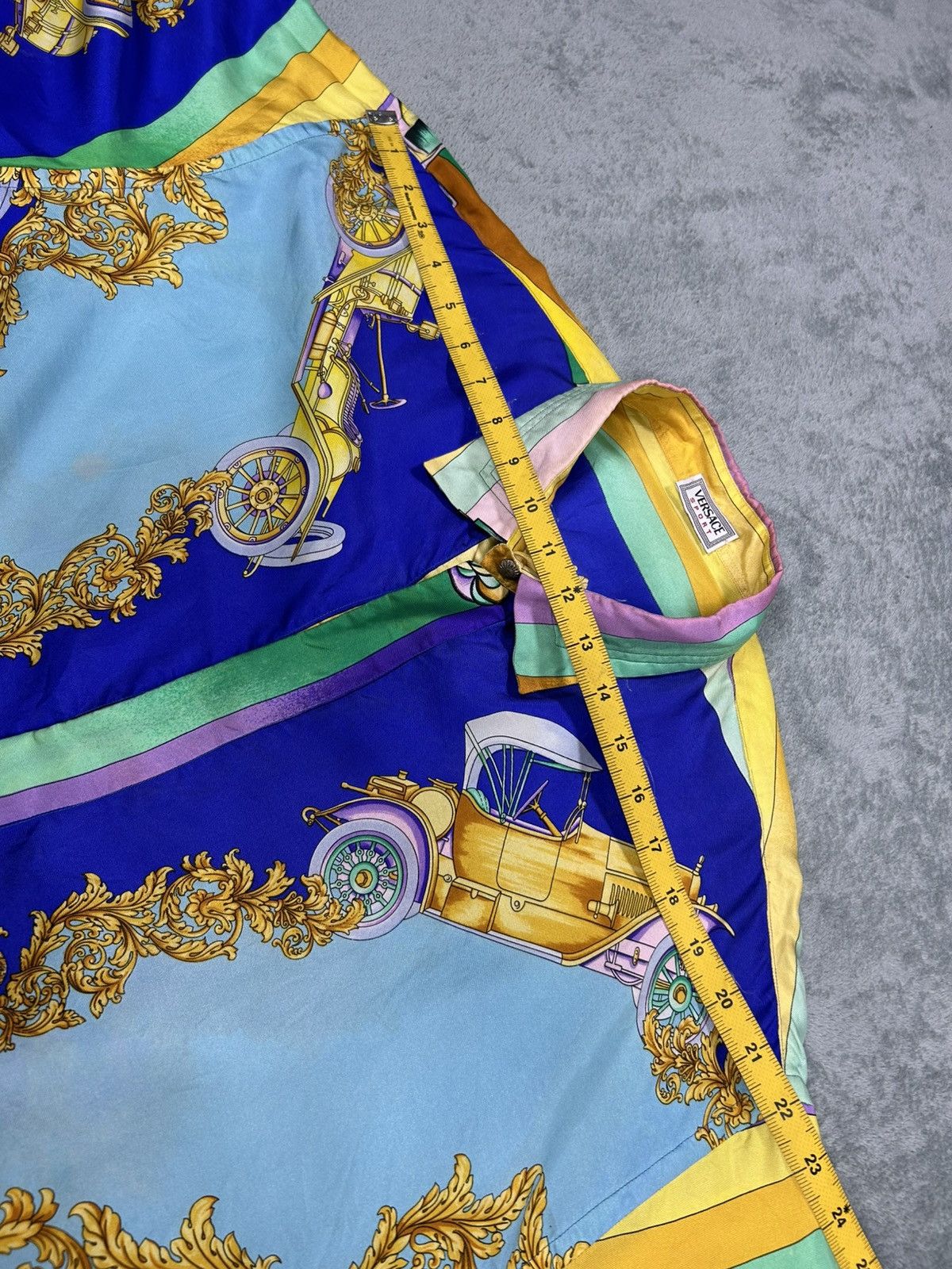 Versace Vintage Versace Sport Silk Venetian Shirt Size US L / EU 52-54 / 3 - 18 Thumbnail