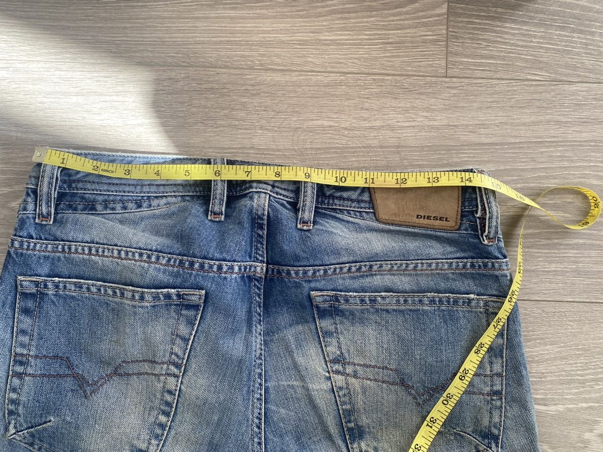 Diesel × Vintage Rare vintage Diesel Distressed Jeans Size US 29 - 15 Thumbnail