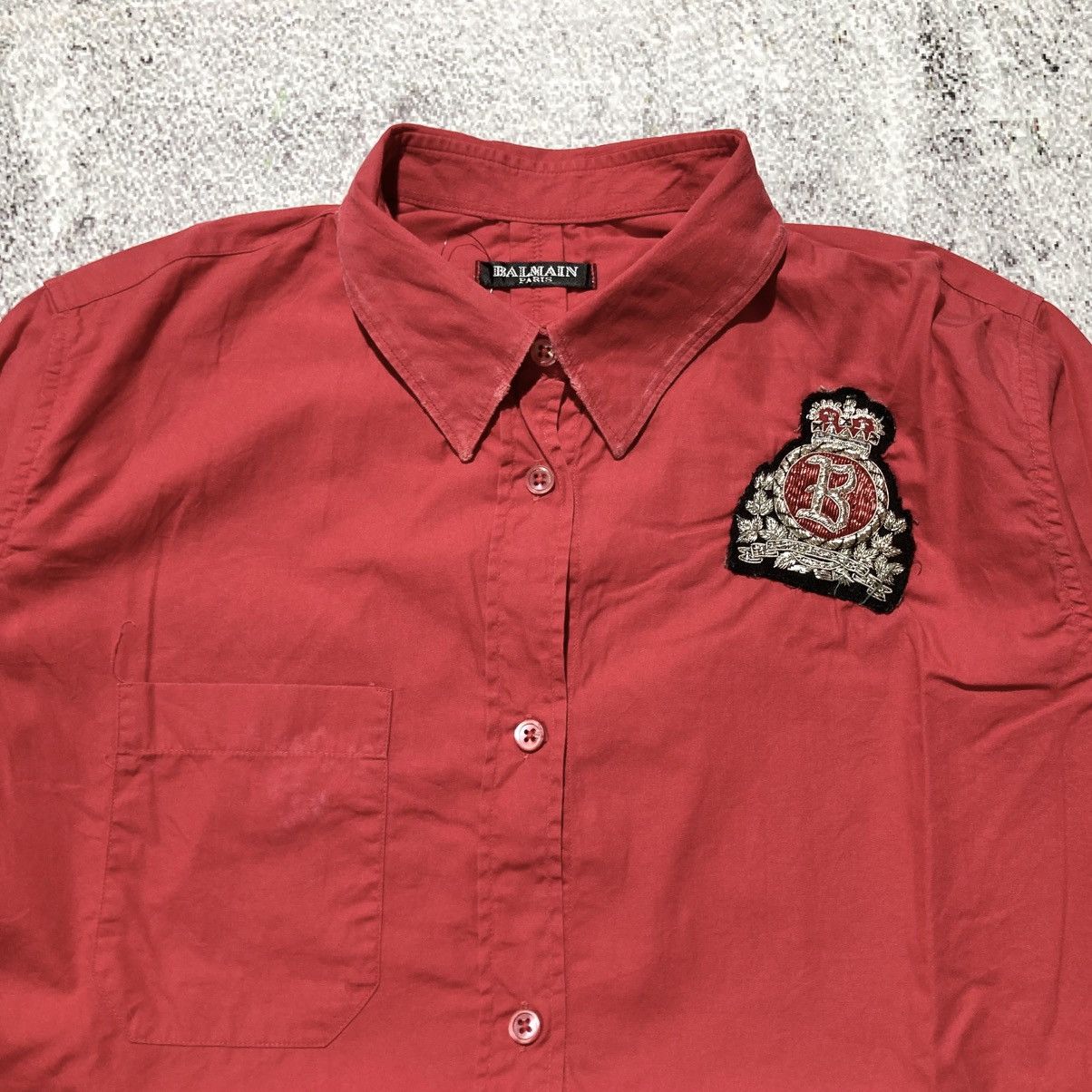 Balmain 🇫🇷 Balmain Paris Red Button Down “B” Patch Logo Luxury Size US M / EU 48-50 / 2 - 3 Thumbnail