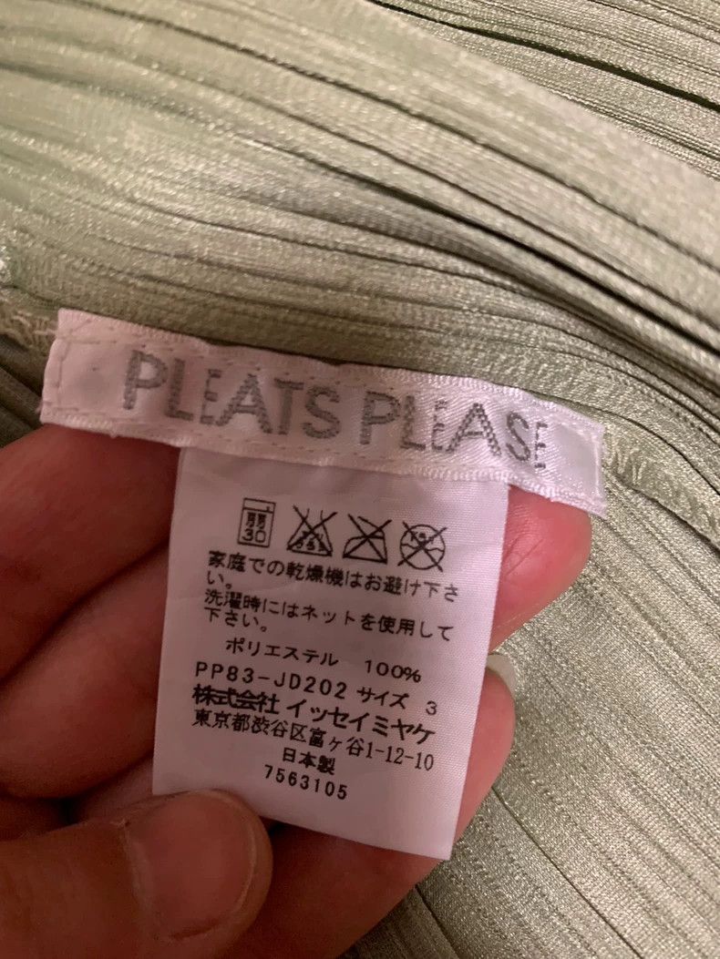 Issey Miyake Issey Miyake size:3 Green pleated cardigan Size XS / US 0-2 / IT 36-38 - 4 Thumbnail
