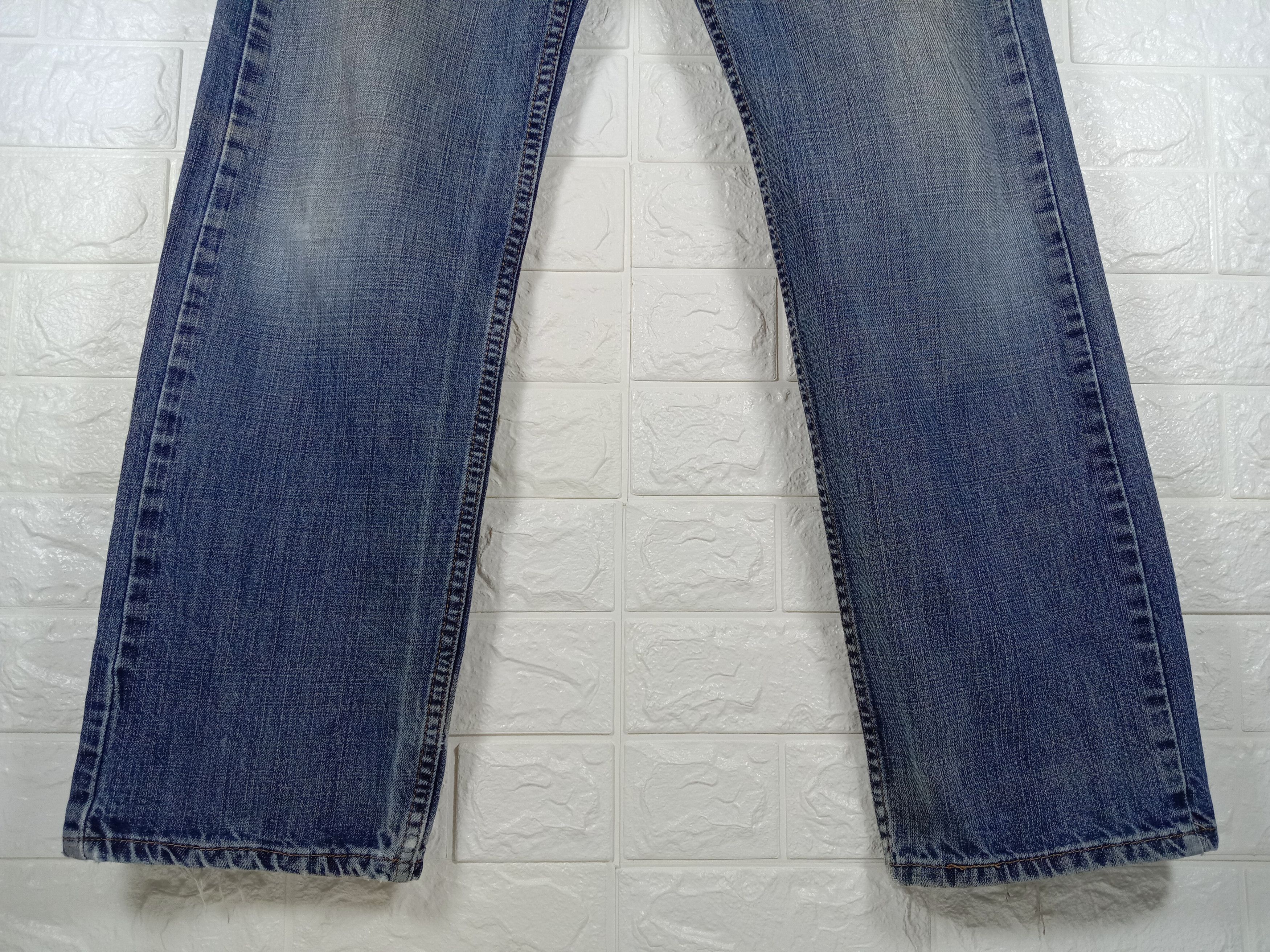 Levi's Vintage Levi's 550 Jeans Blue Wash Relaxed Fit Denim Size US 31 - 4 Thumbnail