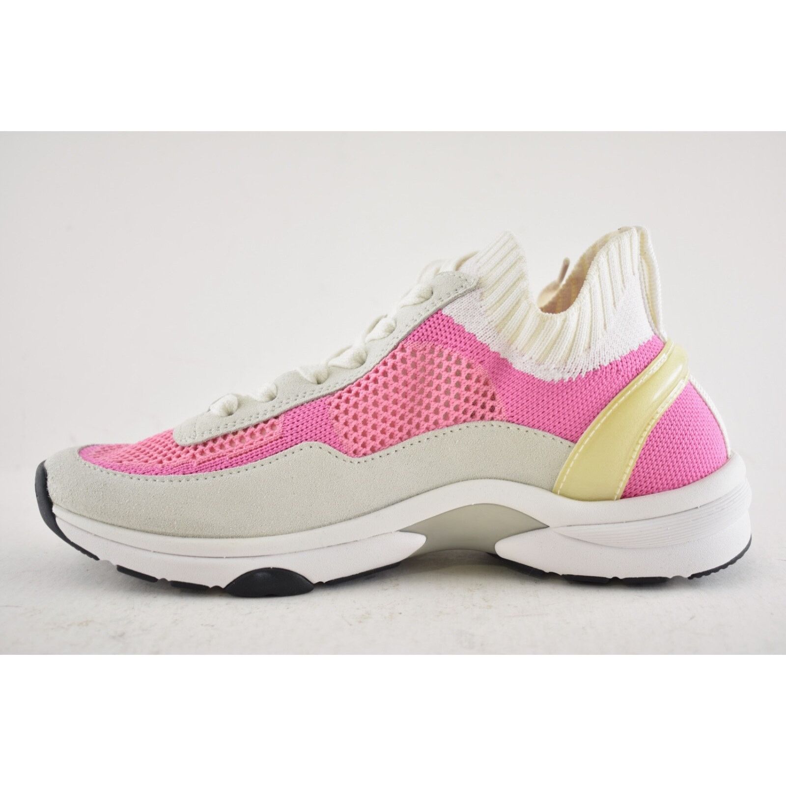 Chanel Chanel 20S White Knit Suede Lace Up Flat Runner Sneaker 37 Size US 7 / IT 37 - 9 Thumbnail
