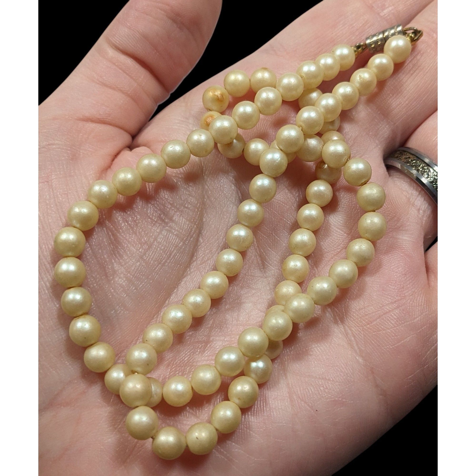Other Vintage Faux Shimmer Pearl Beaded Necklace Size ONE SIZE - 6 Thumbnail