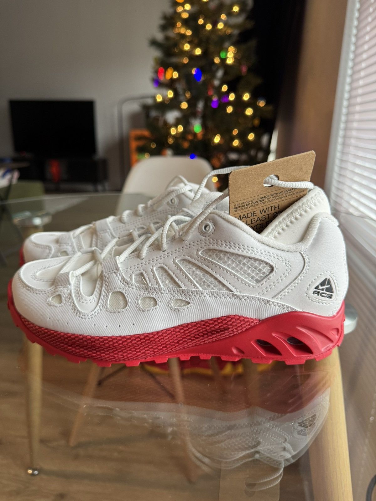 Nike Nike ACG Air Exploraid “White Gym Red” Size US 5.5 / EU 38 - 1 Thumbnail