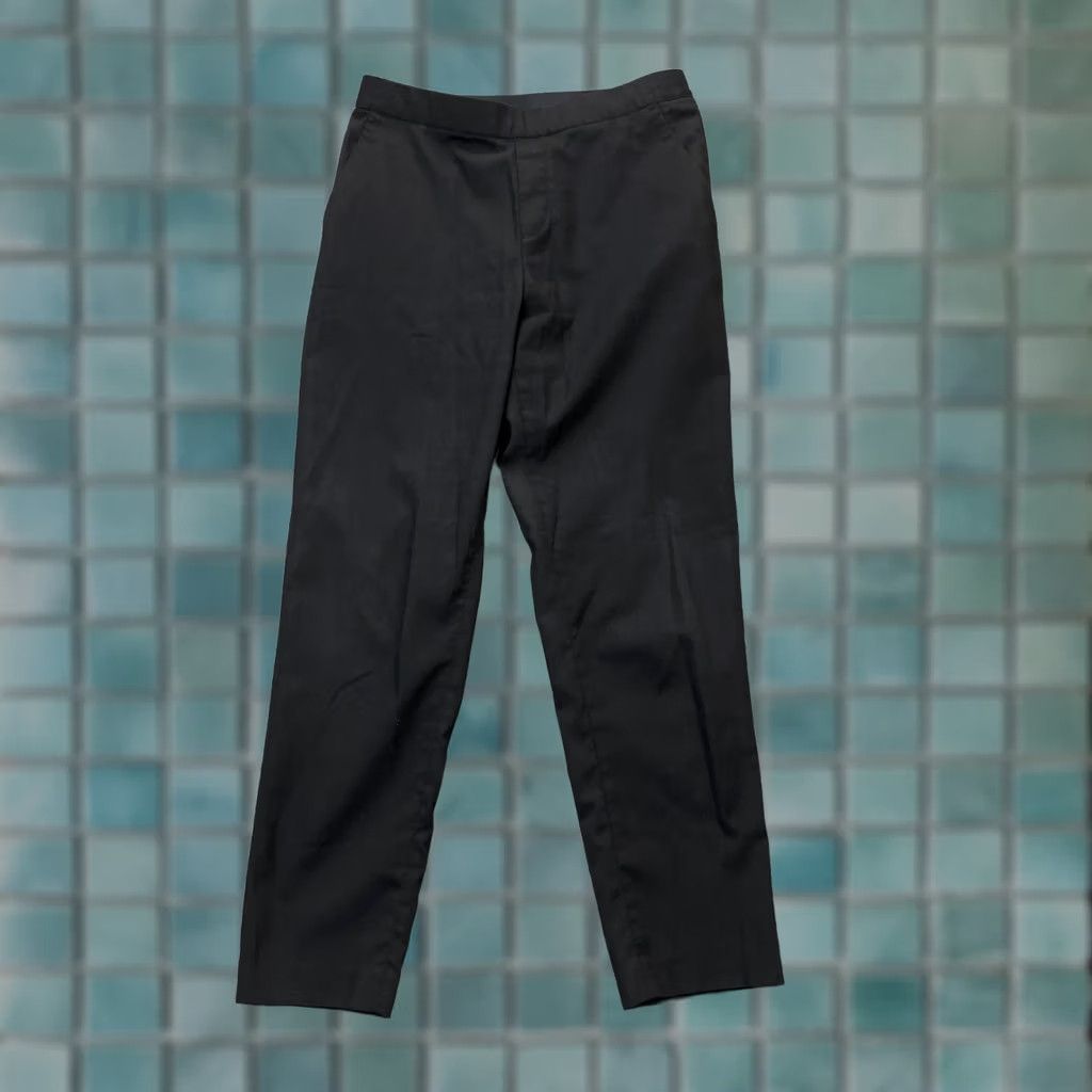 Uniqlo Uniqlo Pants Womens M Black Smart Ankle Rayon Stretch Cropped Tapered Leg Polyester Spandex Front Flat Front Pockets 26in Waist Size 32" / US 10 / IT 46 - 1 Thumbnail