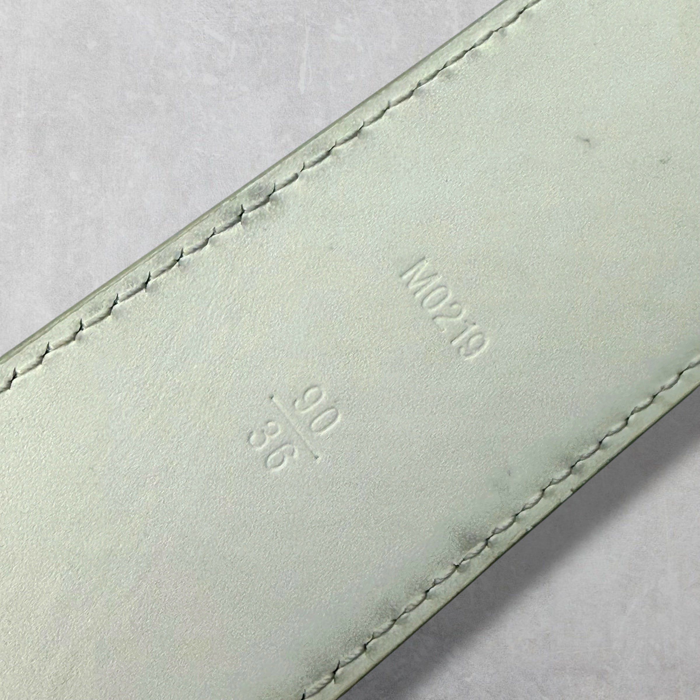 Louis Vuitton Louis Vuitton LV Shape Monogram 4MM Prism Belt 32 (90) Size 34 - 6 Thumbnail