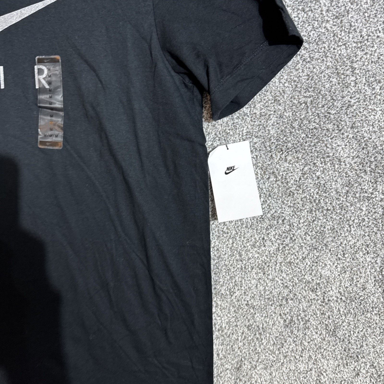 Nike Nike Air Tee Shirt Men M Streetwear Big Swoosh Skater Hype Size US M / EU 48-50 / 2 - 2 Thumbnail