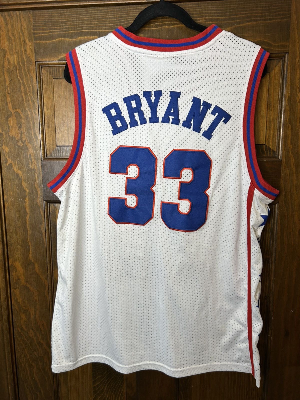 Other McDonald’s Kobe Bryant Jersey Size US L / EU 52-54 / 3 - 5 Thumbnail