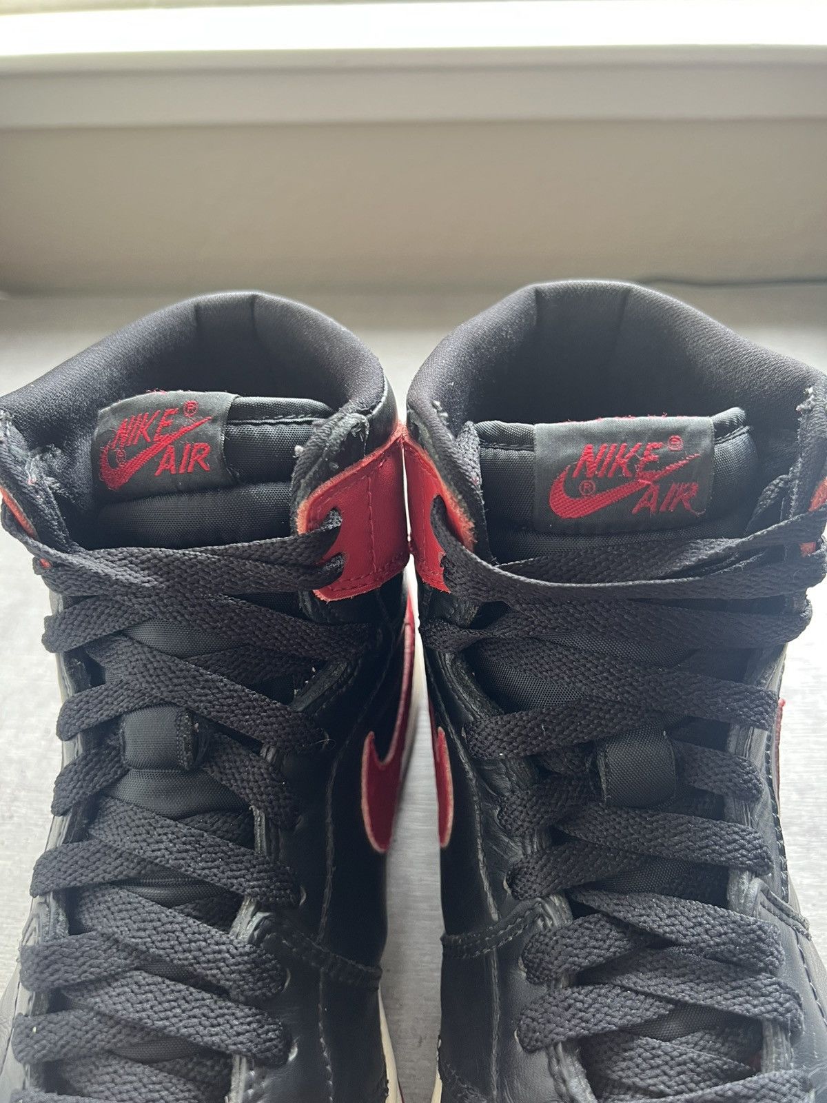 Jordan Brand Jordan 1 Bred 1994 Size US 8.5 / EU 41-42 - 9 Thumbnail