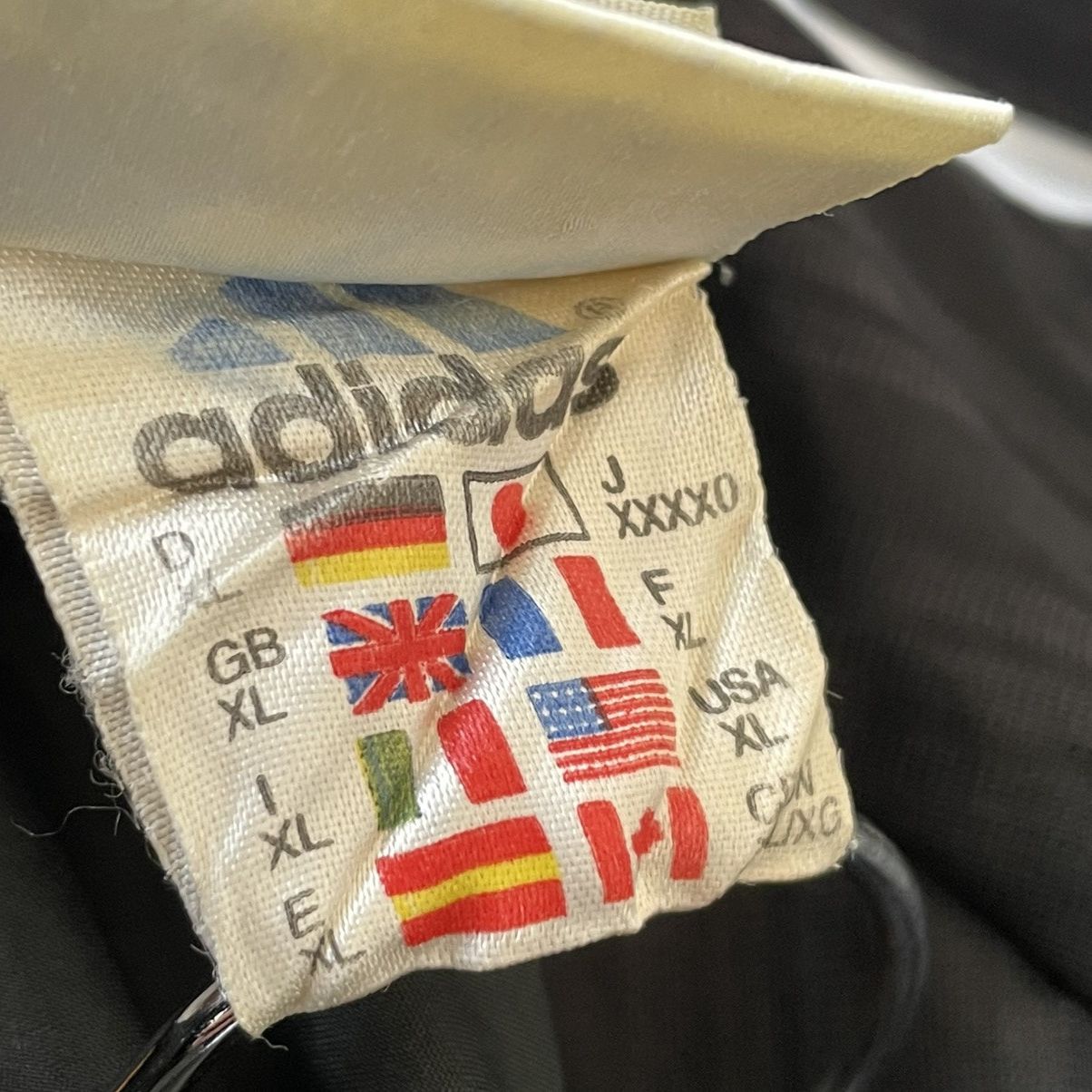 Adidas Vintage Adidas Tracksuit Jacket Three Striped y2k size XL Size US XL / EU 56 / 4 - 8 Thumbnail