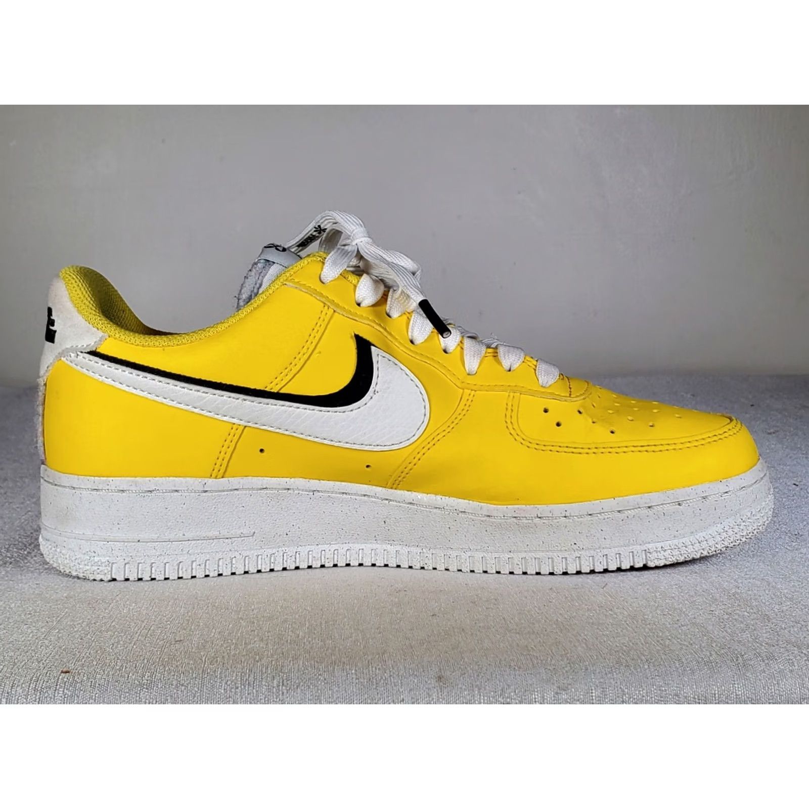 Nike Nike Air Force 1 '07 LV8 Sneakers D09786-700 Tour Yellow / Sail-Black Men US 8 Size US 8 / EU 41 - 4 Thumbnail