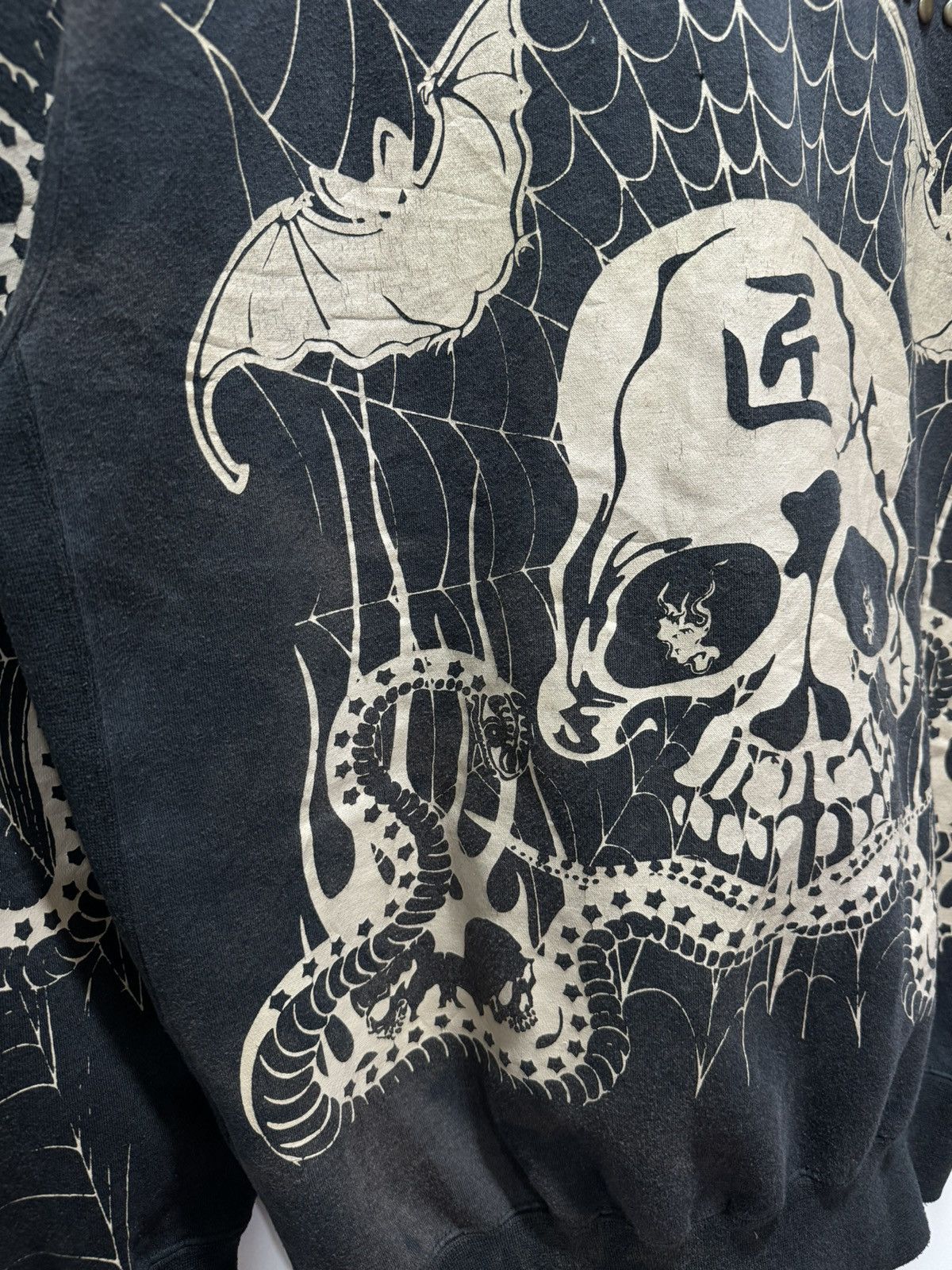 Vintage SKELETON DOUBLE HEADED SNAKE EYE OVER PRINT DECOLOURISE Size US L / EU 52-54 / 3 - 11 Thumbnail