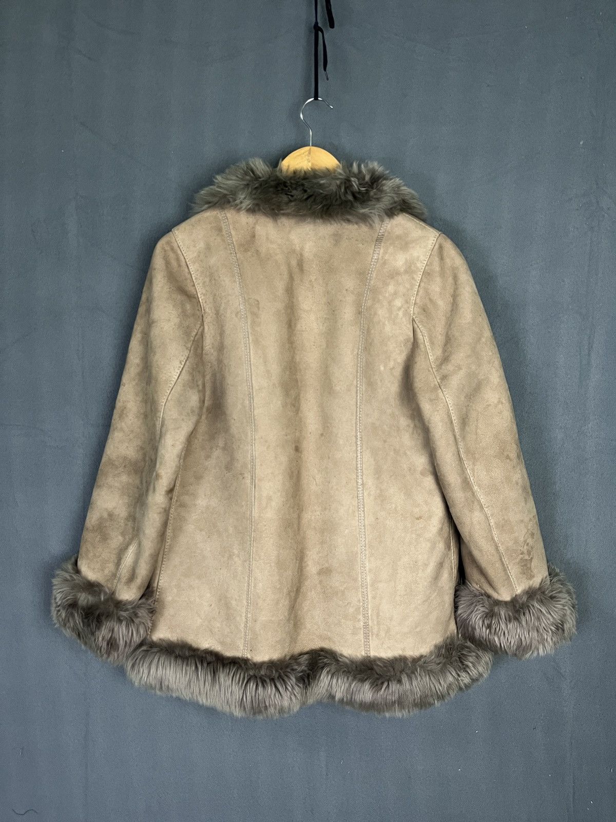 Designer ADAR MADE IN SPAIN SUEDE LEATHER JACKET SHEARLING FUR COAT Size US S / EU 44-46 / 1 - 2 Thumbnail