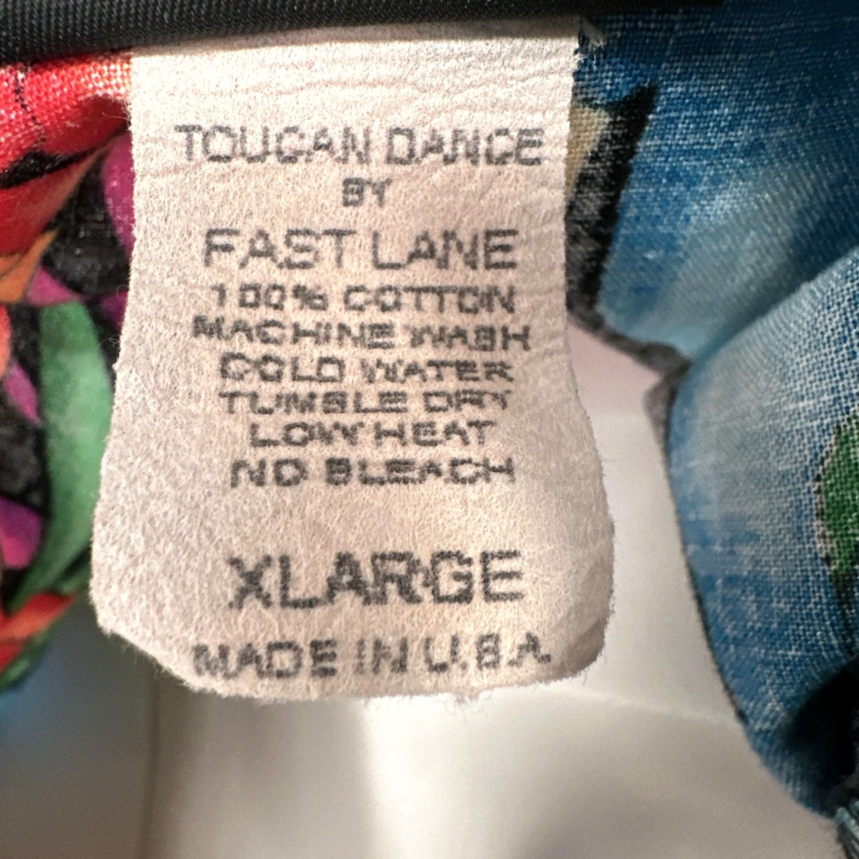 VINTAGE Toucan Dance Shirt Mens XL Multicolor Hawaiian Aloha Floral Cotton Button Up USA
