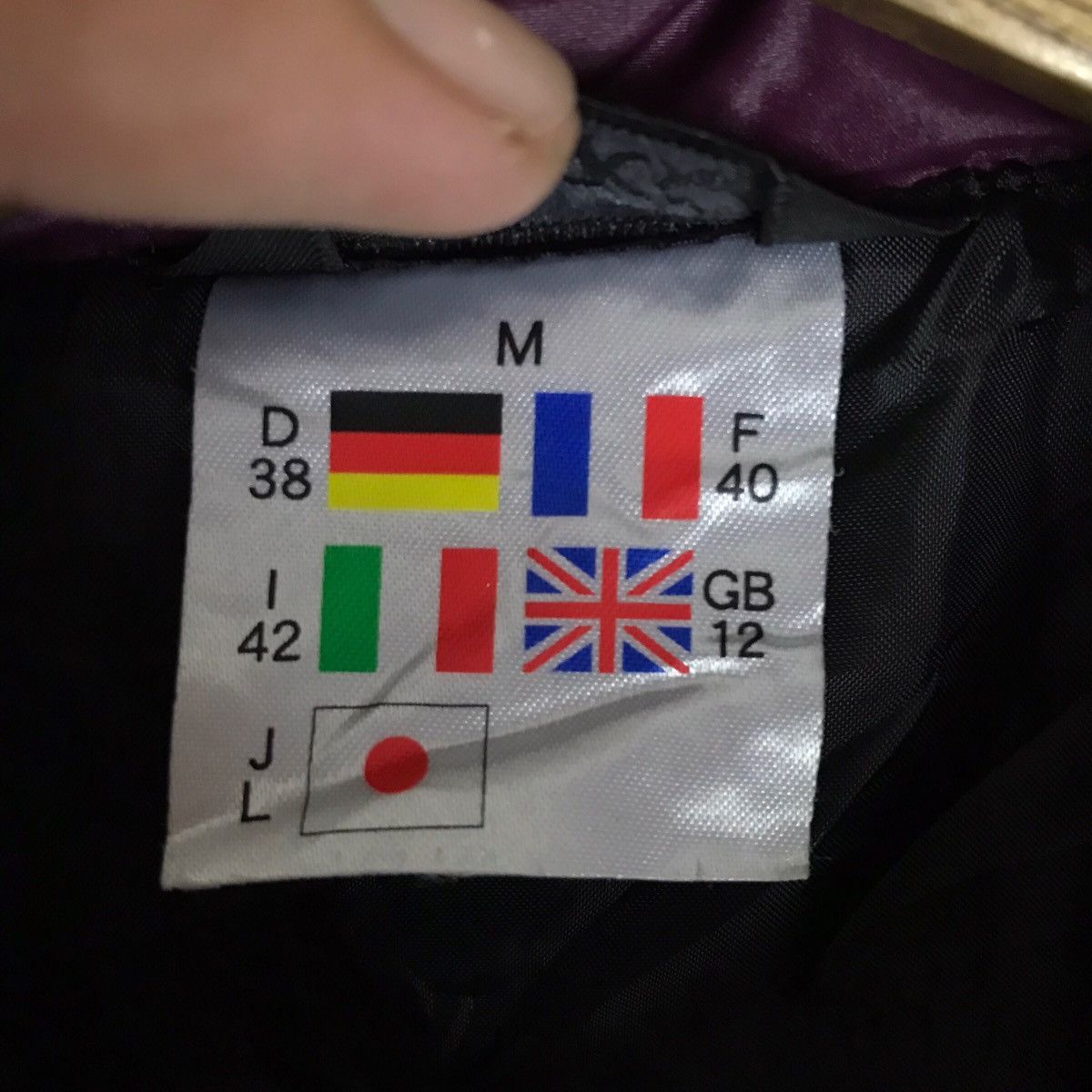 Asics Vintage Asics Puffer Jacket Size US M / EU 48-50 / 2 - 9 Thumbnail